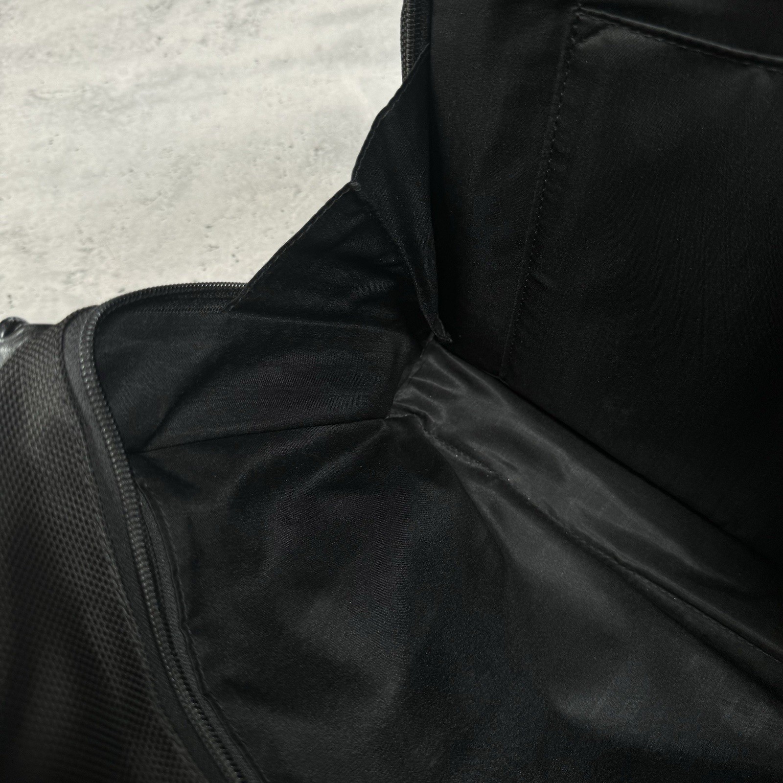 TUMI Business T-Pass Laptop Briefcase Black Ballistic Nylon – 15.5×12.5″