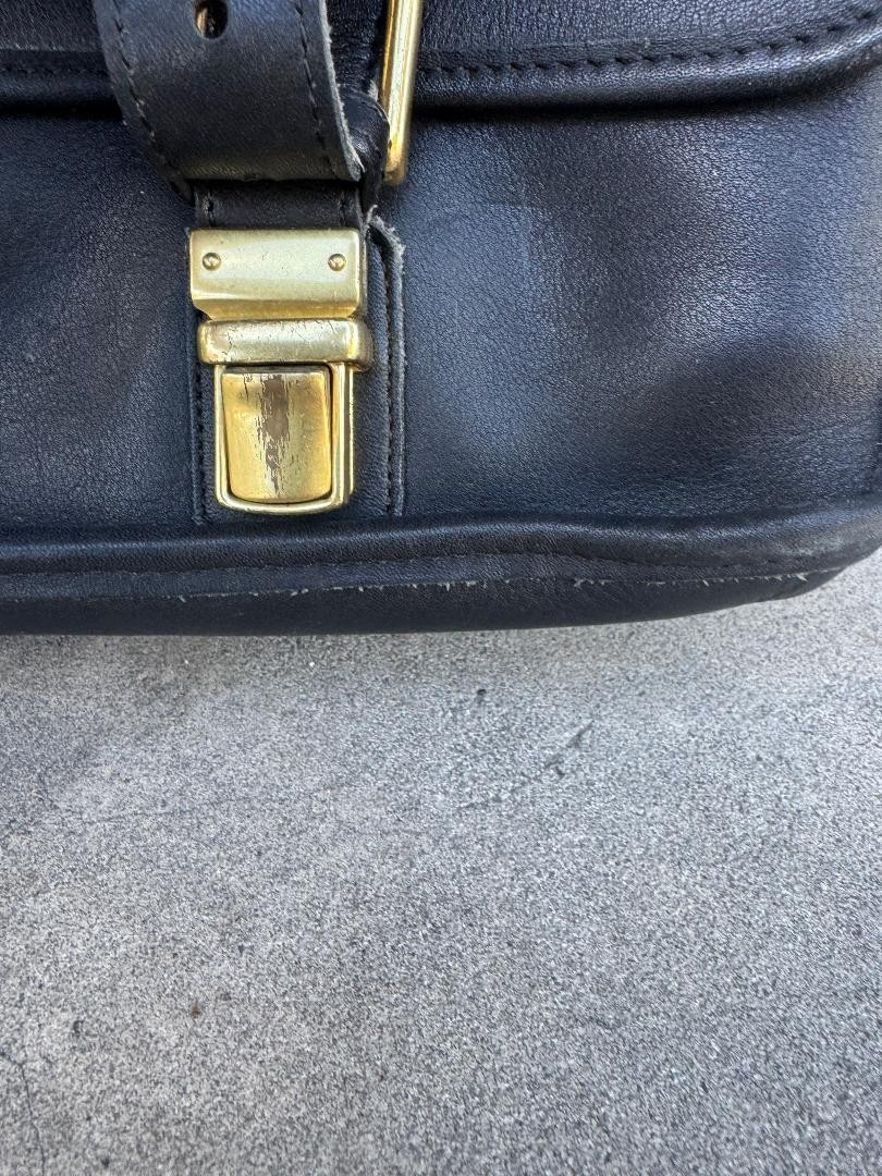 Coach Smooth Leather Black Briefcase Messenger Bag Shoulder Laptop 16x11x5