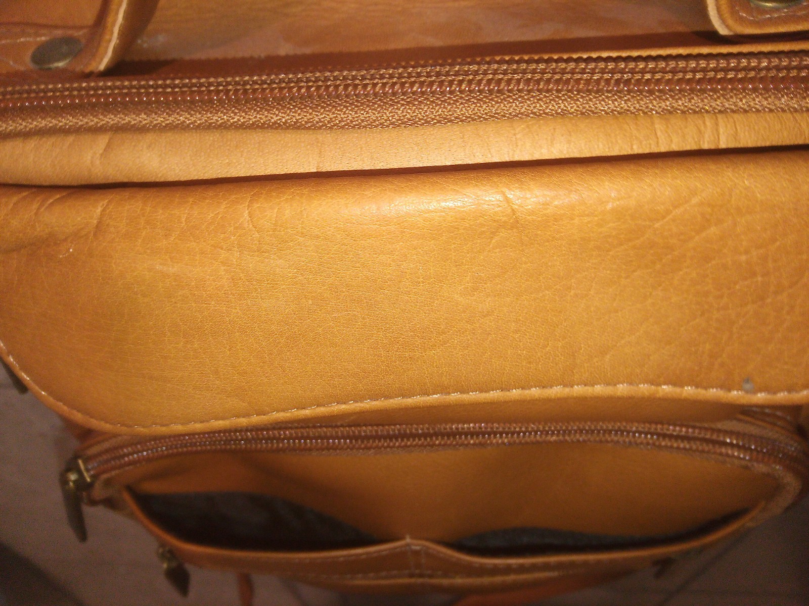 David King Boston Leather Cross Body Bag w/ Handle, #454 Natural Tan, $140 NWOT
