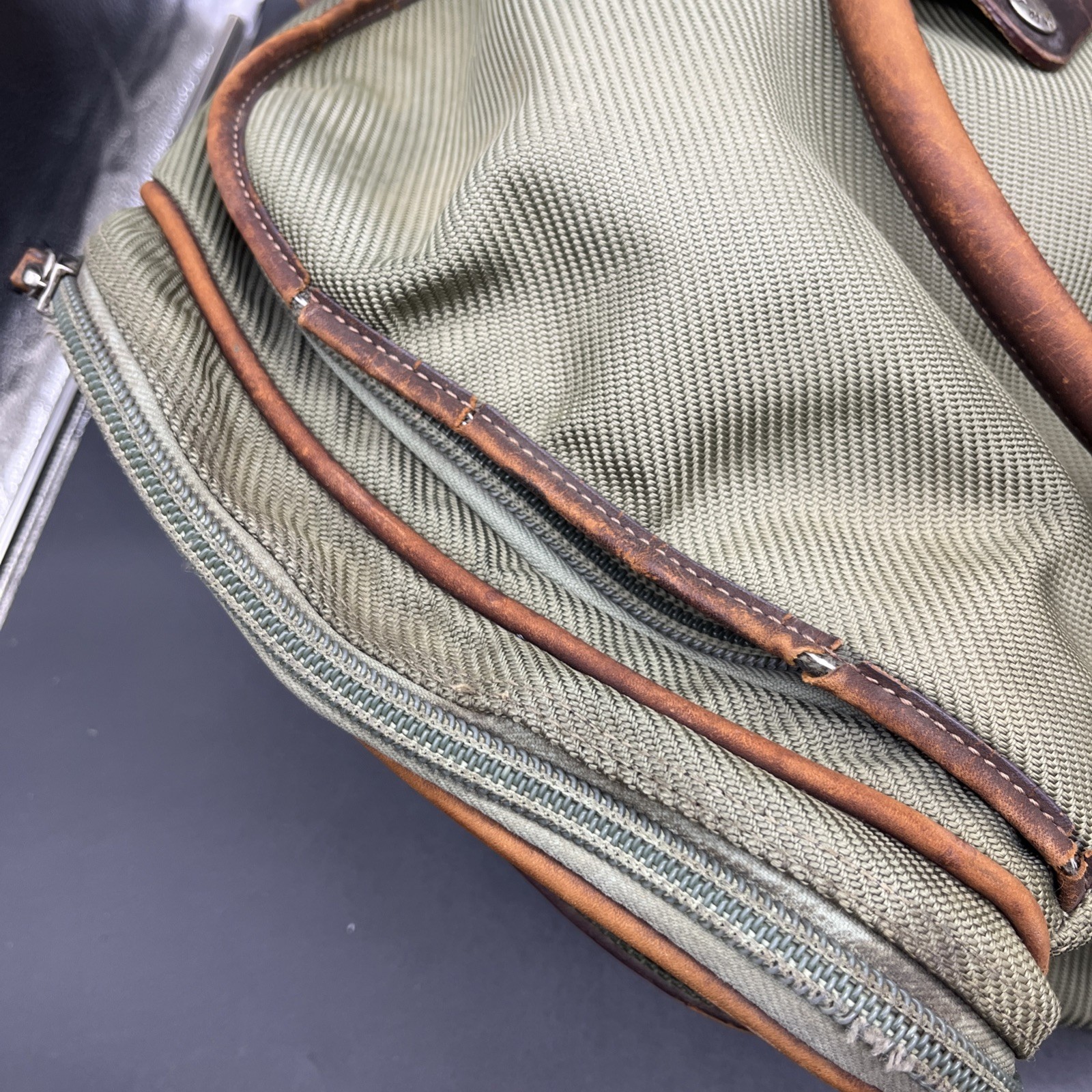Filson Heritage Bag Passage Duffle Carry On Travel Rugged Green Floatplane