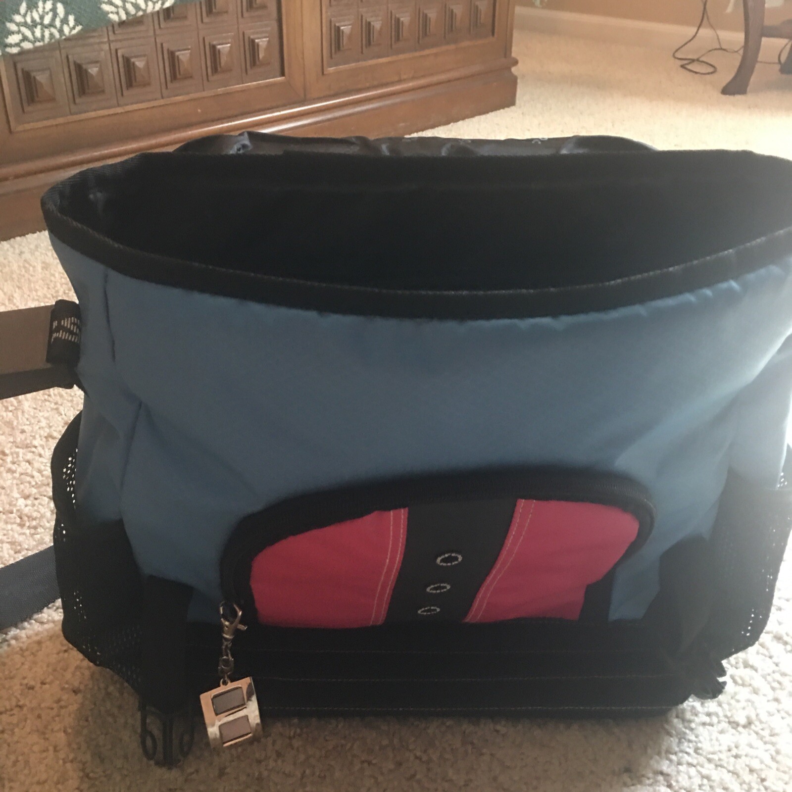 Laptop Shoulder Bag By CROCS Messenger Plain Design EUC