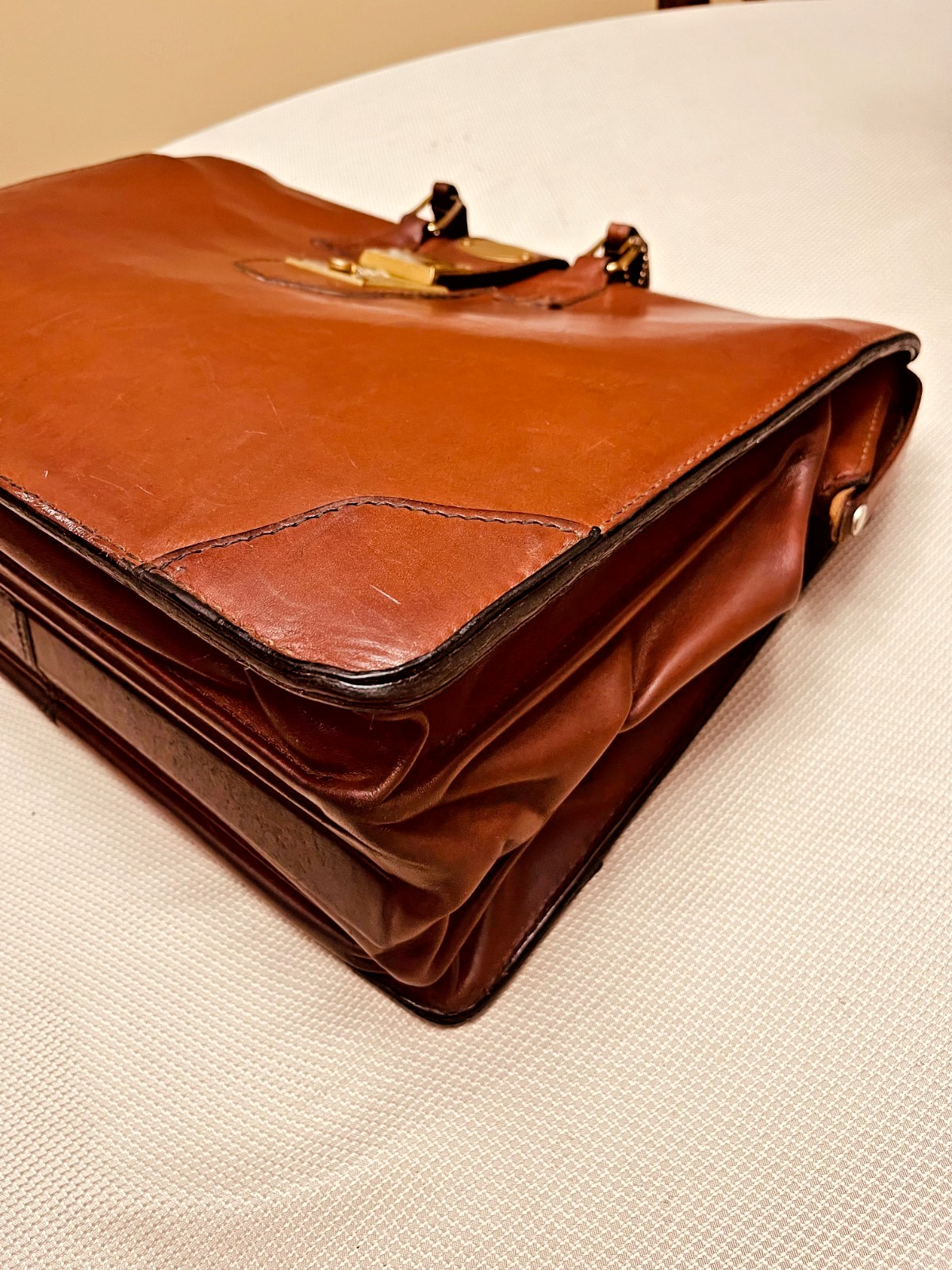 SCHLESINGER BROTHERS Tan Heavy Leather Briefcase / Lawyer Bag – Made in USA