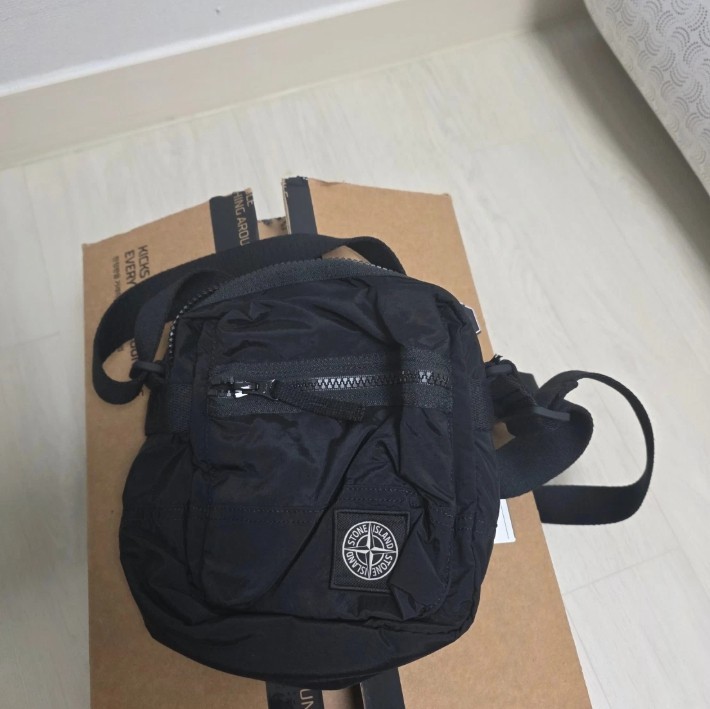Stone Island 9200015 Coated Nylon Metal In Econyl Crossbody Bag Black – 26SS