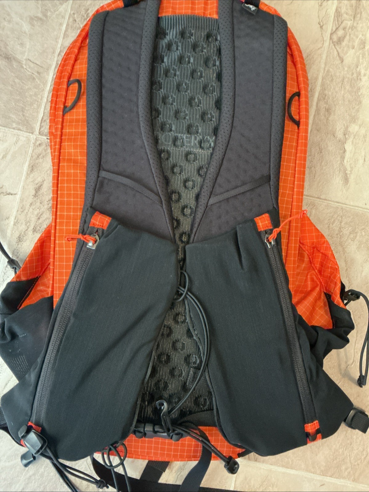 New Arc’teryx Aerios 15 Backpack Men Phenom Orange Rare