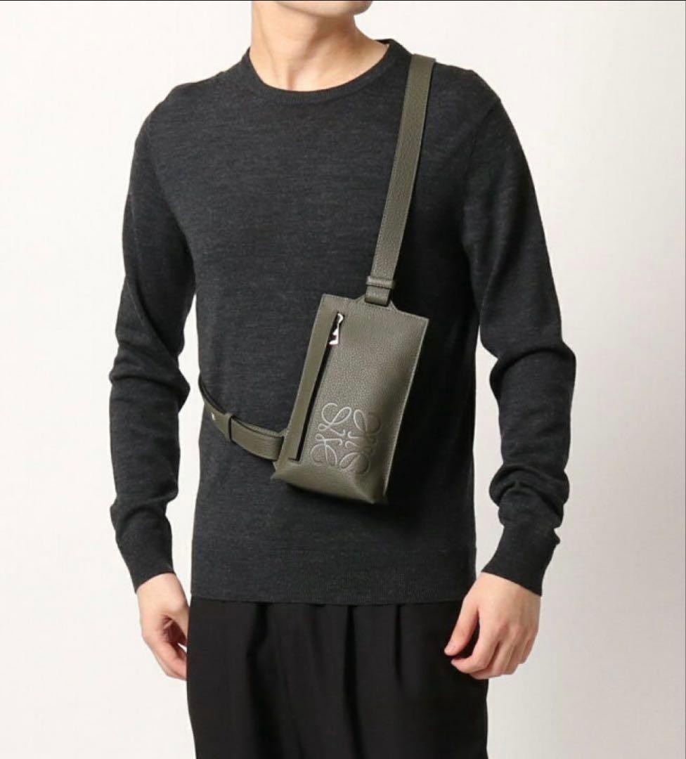 LOEWE Brand Vertical T Pocket Bag