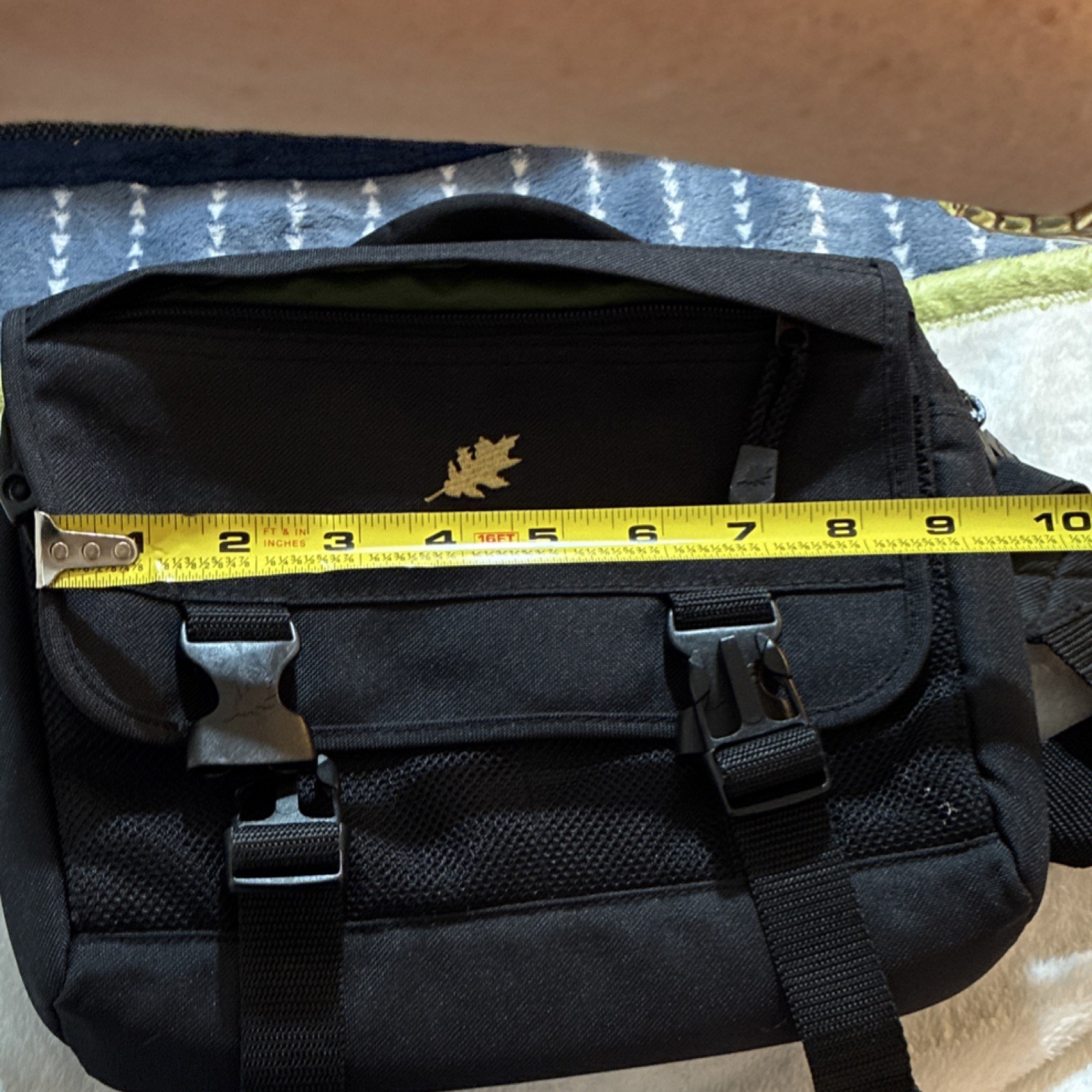 Black/Green Small Messenger Bag Adjustable Strap Lined Zip & Buckle Travel