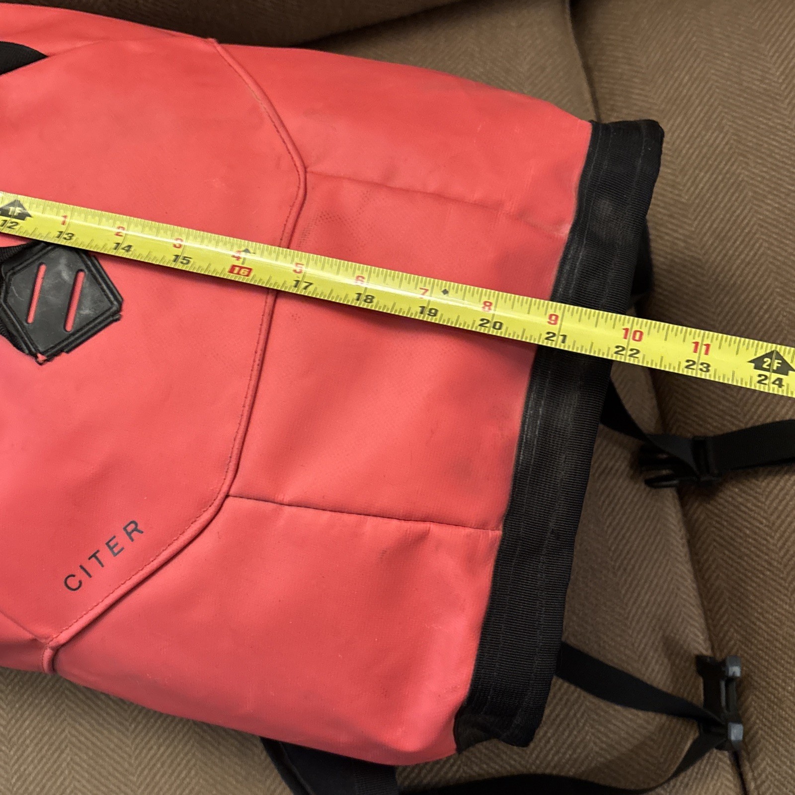 THE NORTH FACE CITER 40L Red Climbing Waterproof Backpack Commuter Laptop Base
