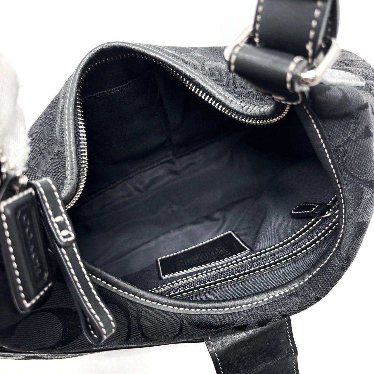 COACH Black Canvas Leather Handbag 32cm Top Handle Bag Simple Design Authentic
