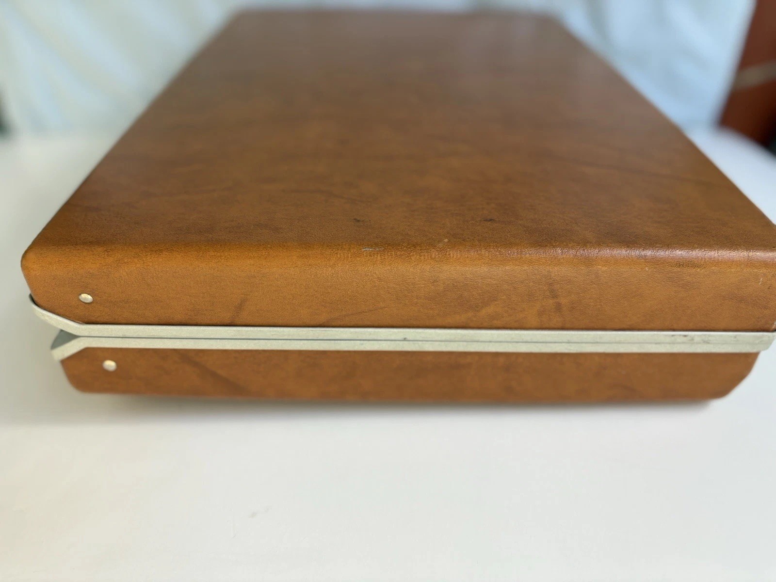 Vintage Samsonite Tan Hard Shell Briefcase Attache Carry Case NO KEY 18×13”