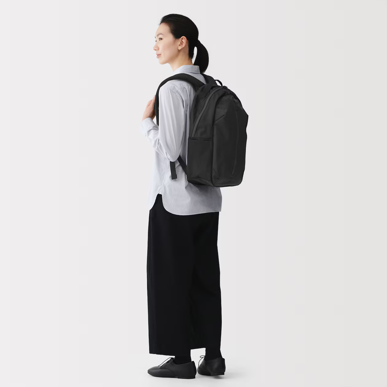 MUJI Water-Repellent Round Business Backpack 23-Litter 4-Pocket Unisex NWT