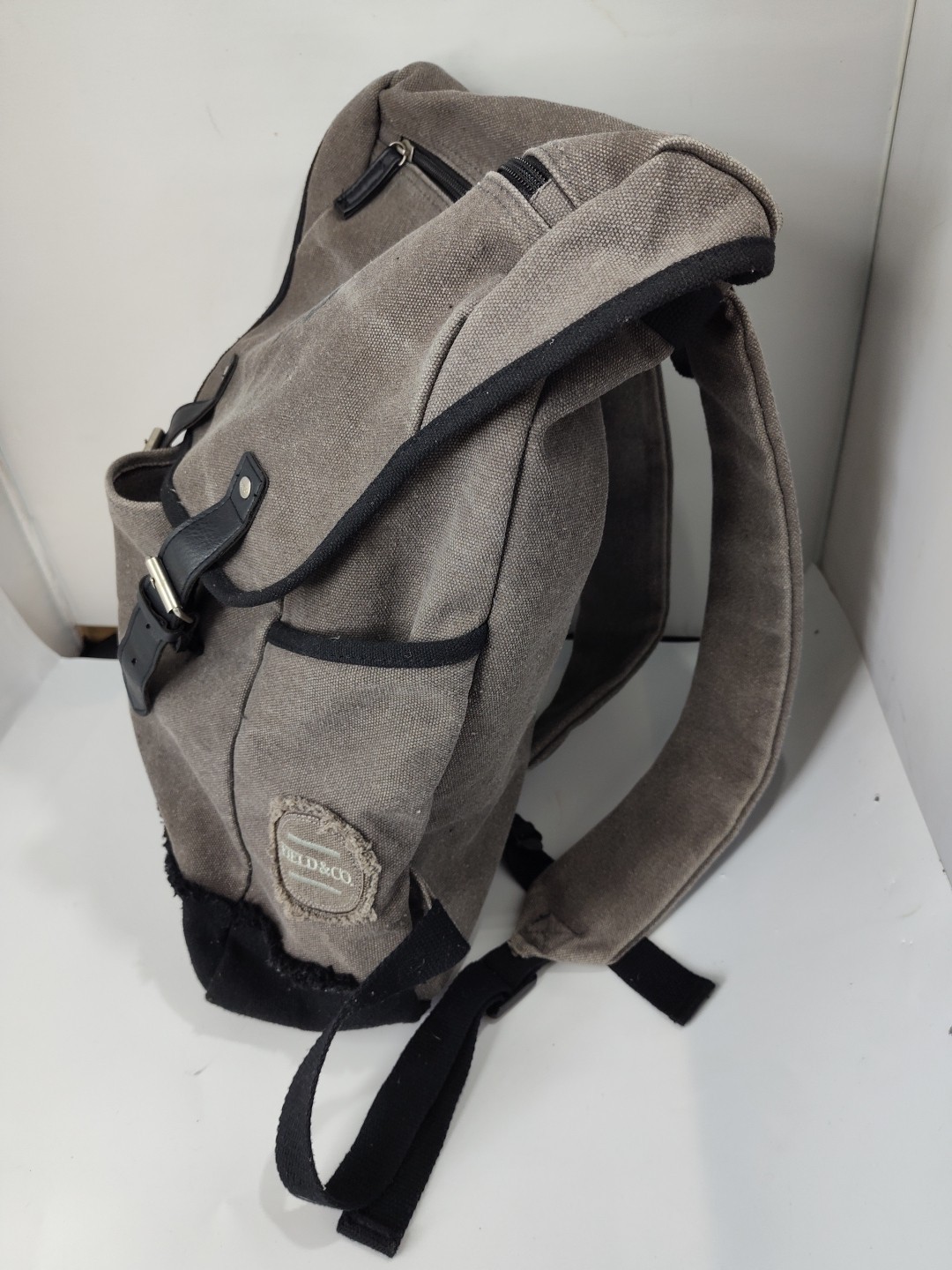 Leeds Field and Co. Canvas Backpack Gray & Black 18″ x 14″ Multiple Pockets