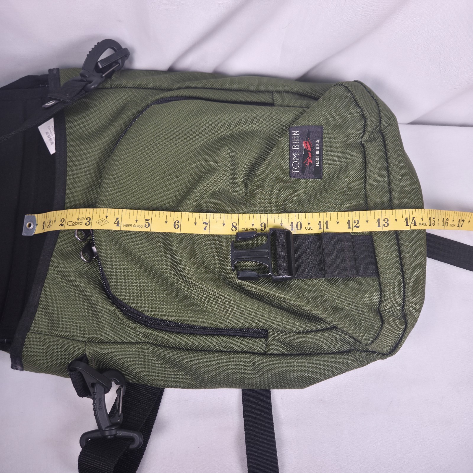 Tom Bihn Ristretto Crossbody Messenger Travel Bag For Macbook 13 USA Olive Green