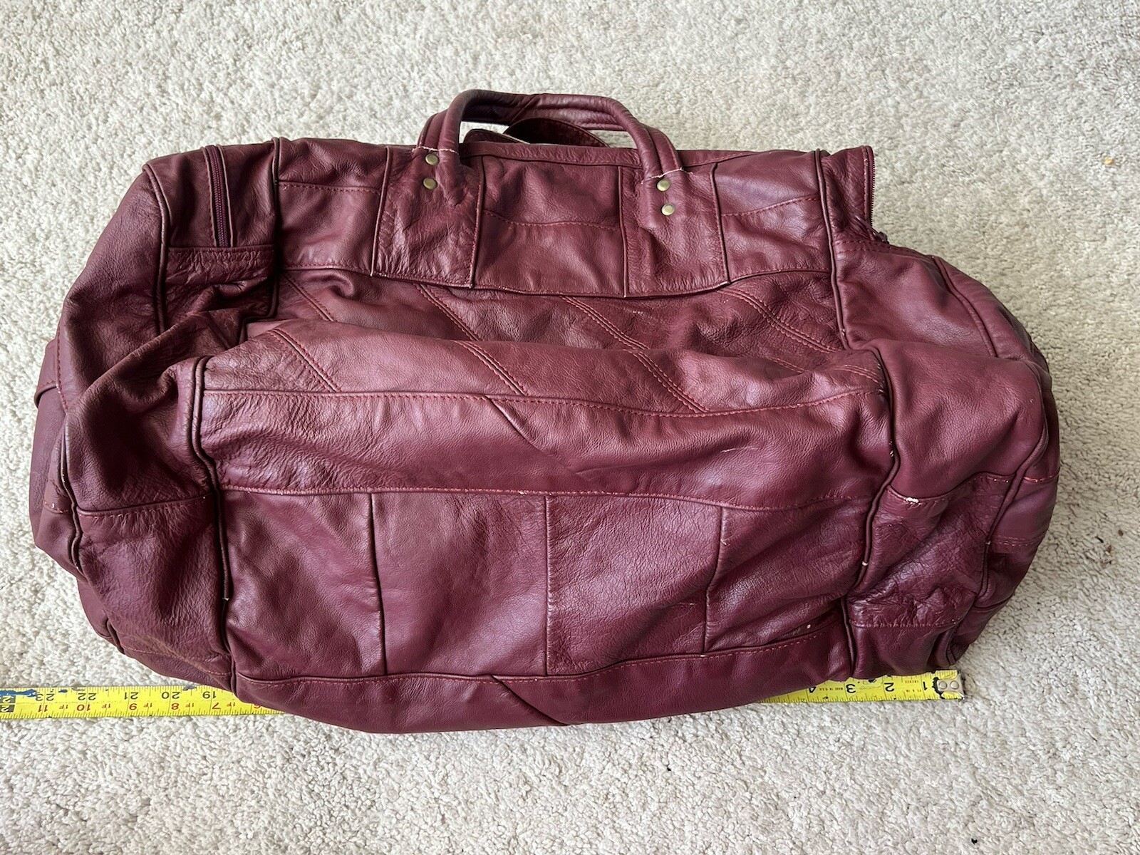 Outback Large Burgundy 21″ By 10″ By 10″ Cab Leather Duffle Bag. Made In Mexico