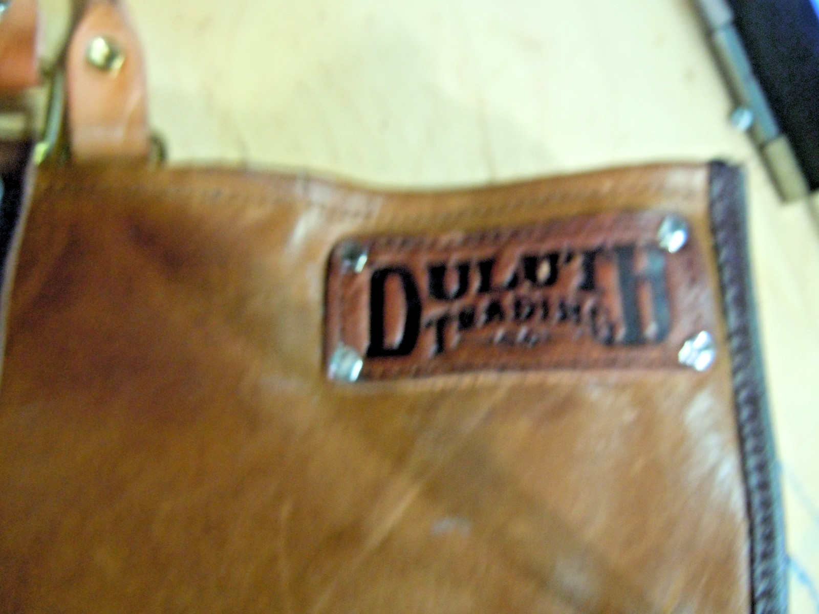 vintage Duluth Trading Co Leather City collection XXL Bag Brown Zipper Shoulder