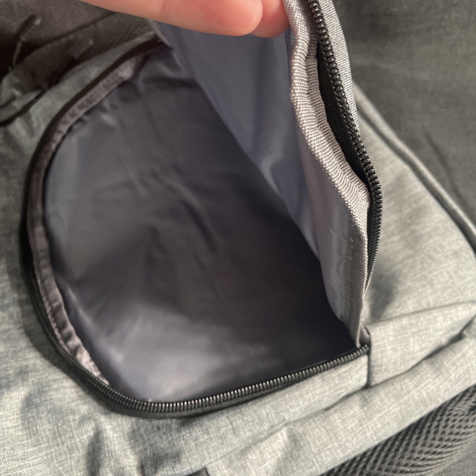 🔥GOOD Augar Backpack with Laptop Sleeve Pocket, 17 x 12in Gray, Oxford Cloth🔥