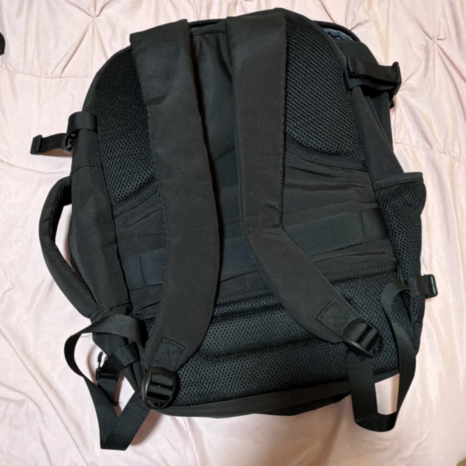 Taygeer Black Men’s Backpack Top Handle Adjustable Strap Inner Pockets Zip