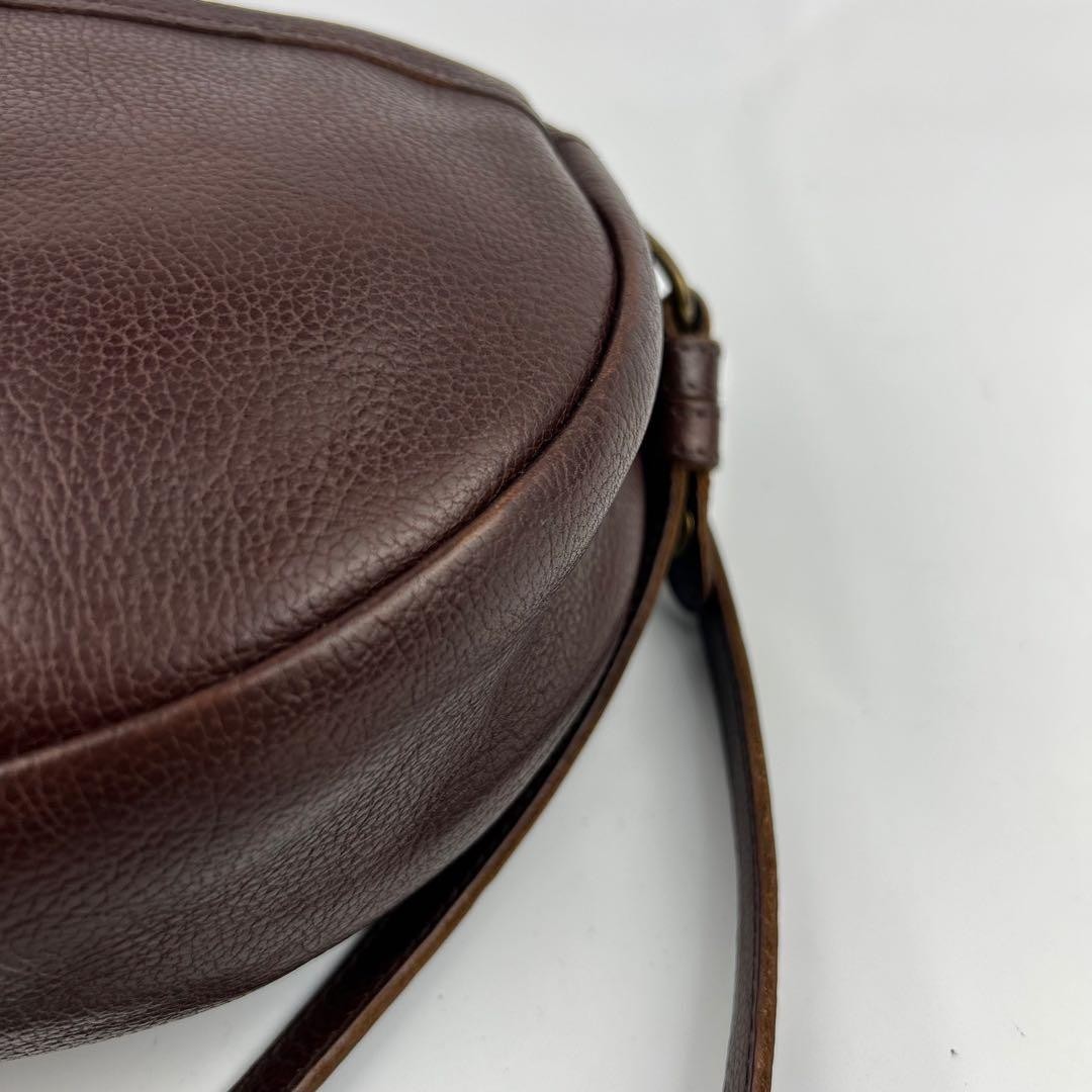 IL BISONTE Oval Leather Shoulder Bag Logo Embossed Brown