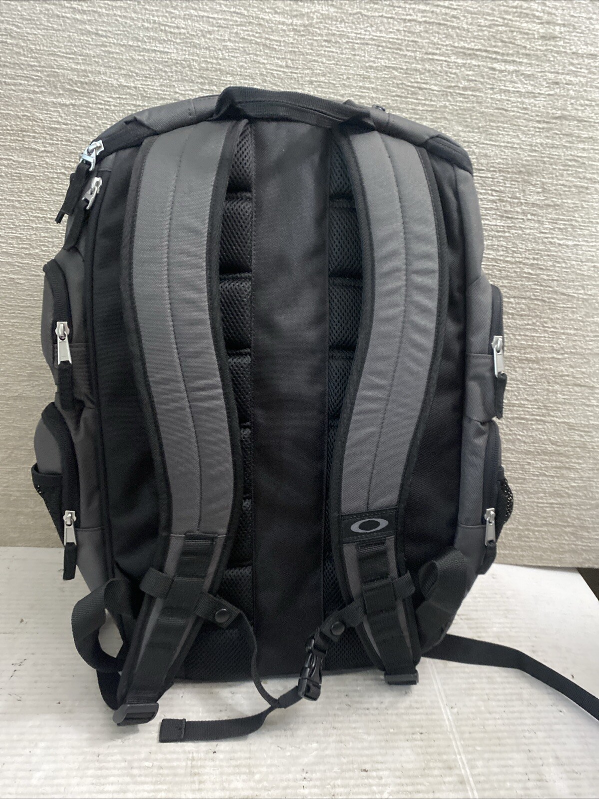 NEW Oakley Crestible Enduro 30L Forged Iron 9210120DM W VOLLEY BALL LOGO READ!