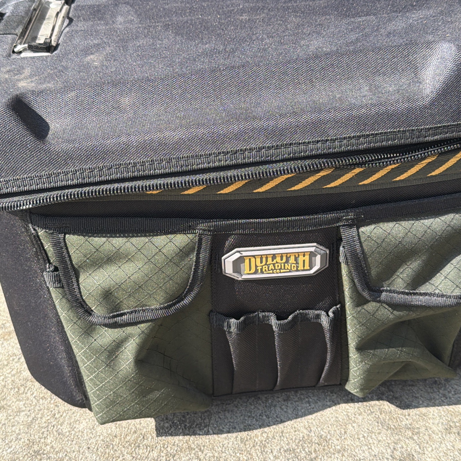 Duluth Trading Company Ultimate Mobile Desk Laptop Sleeve/File New W/ Tag As Pic