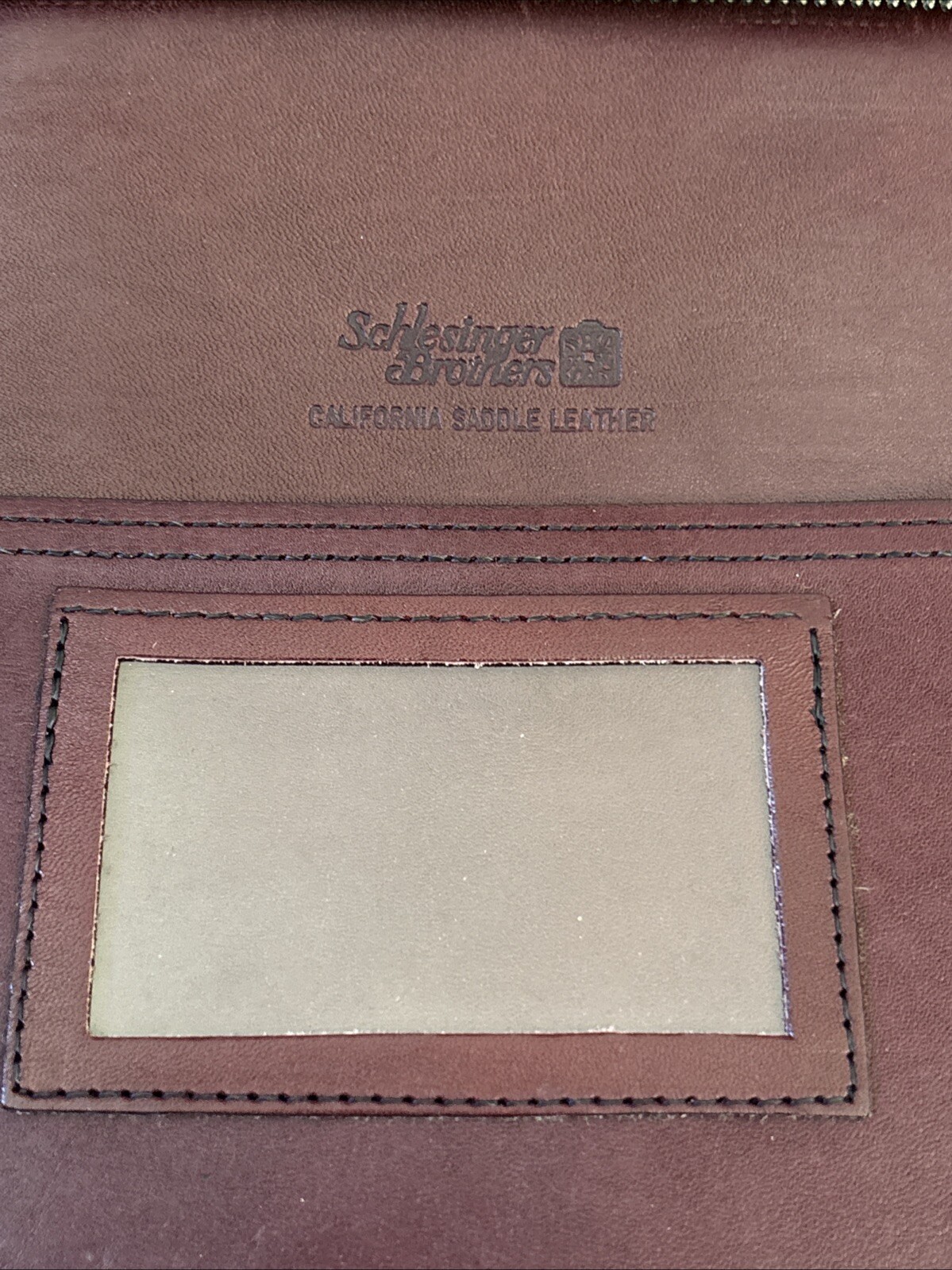 Vintage Schlesinger Approx 17″ CA Saddle Leather Briefcase Zip Folio