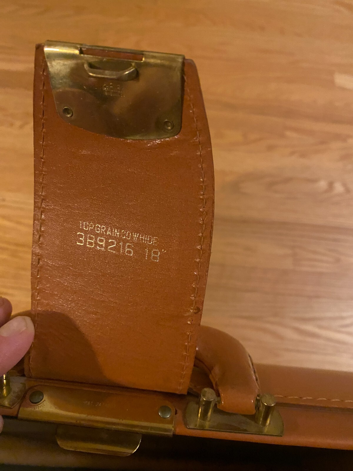 Vintage Dopp Pull Open Breifcase Tan Top Grain Cowhide Leather 3B9216 18″ Retro