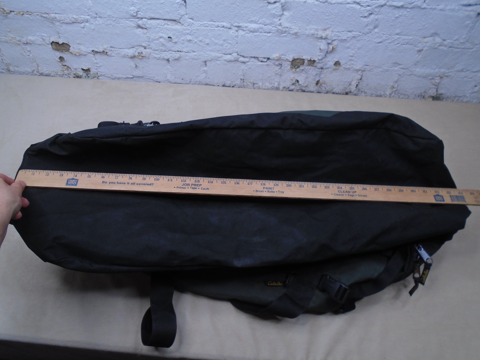 Cabela’s 34 Inch Large Duffle Bag, Green Black Travel Hunting Outdoors