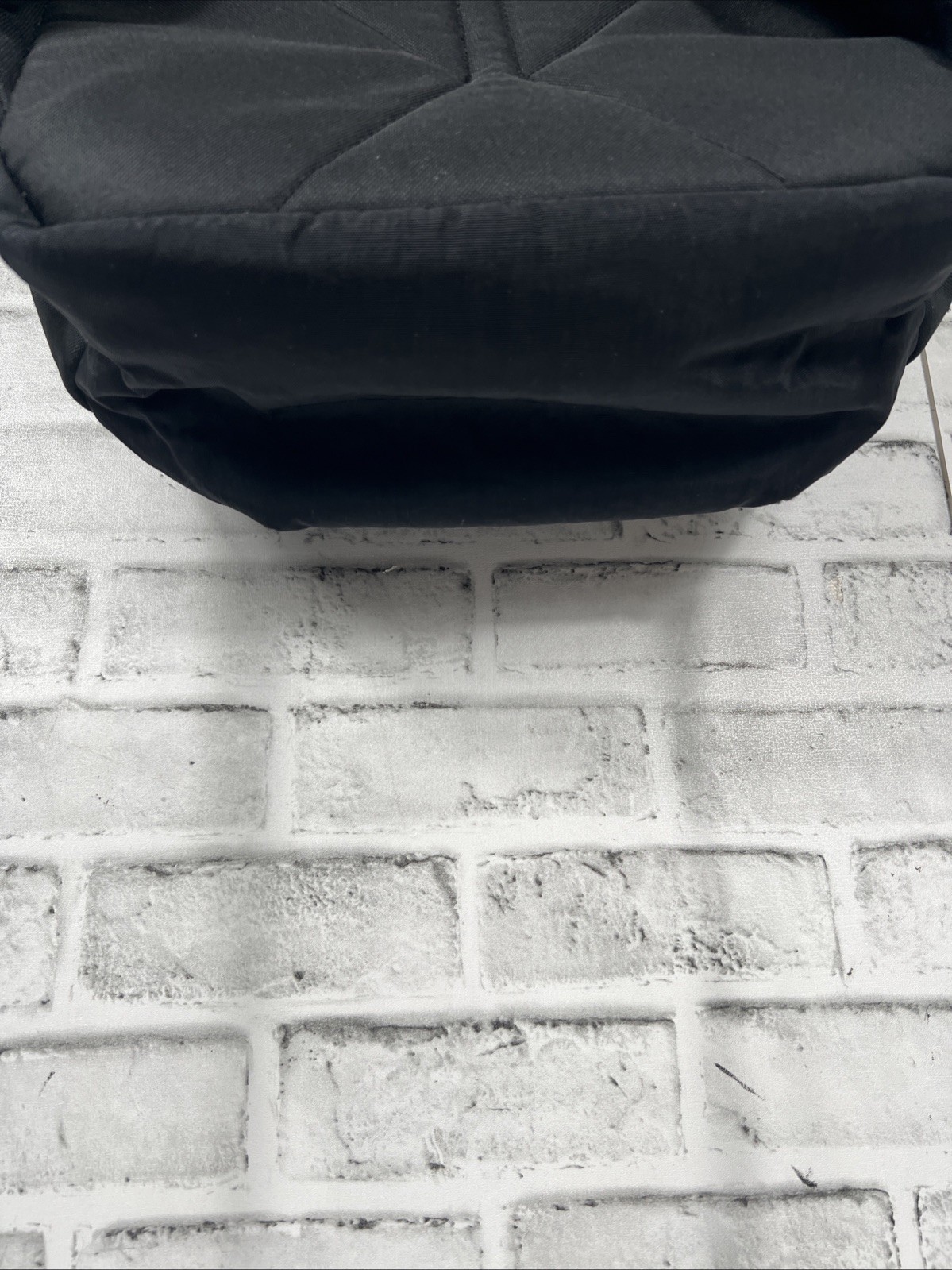 THULE Indago 23L Travel Backpack Bag w/ Laptop Sleeve in Black