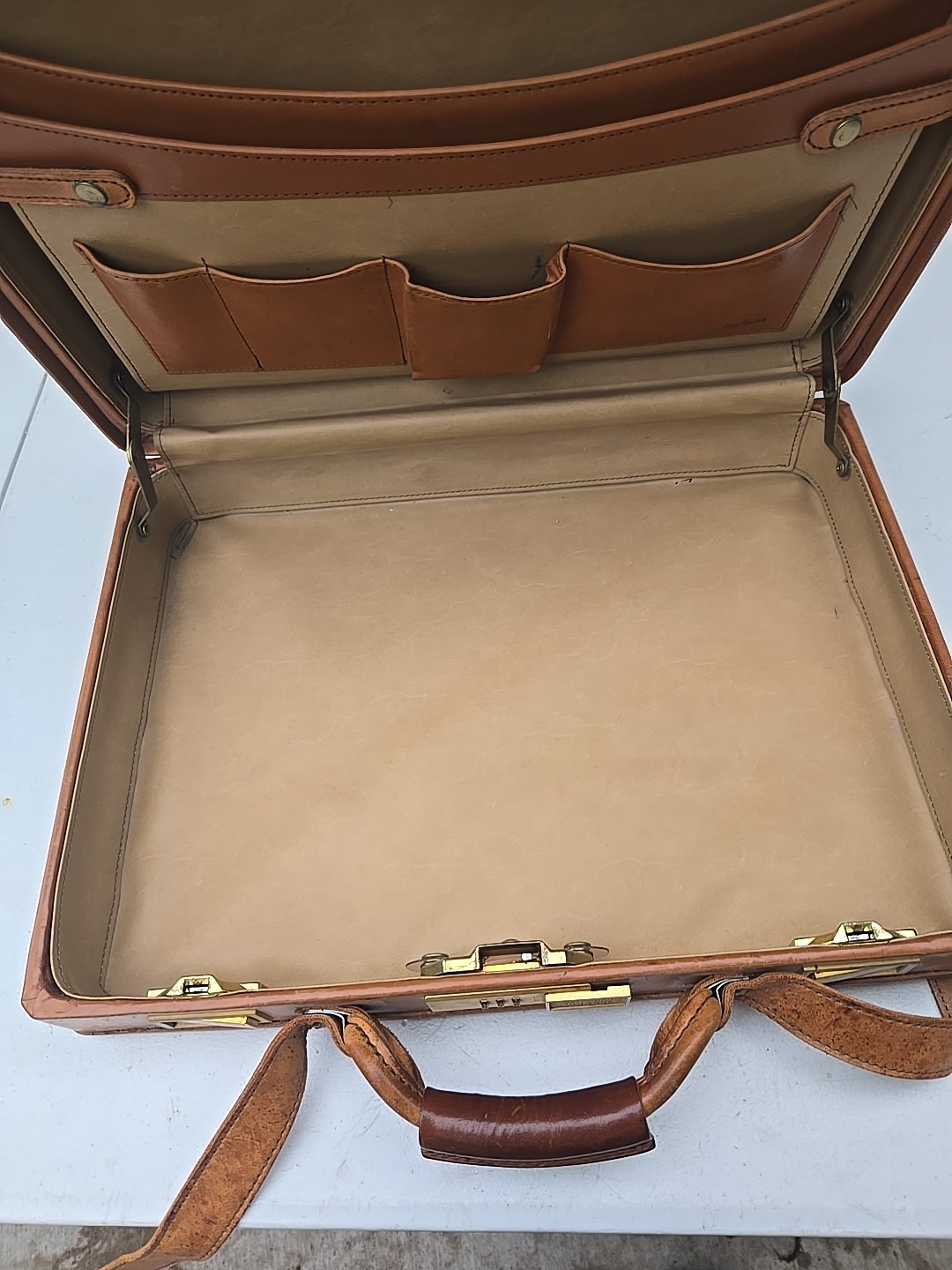 Vintage Hartmann briefcase leather attache tan brown classic business