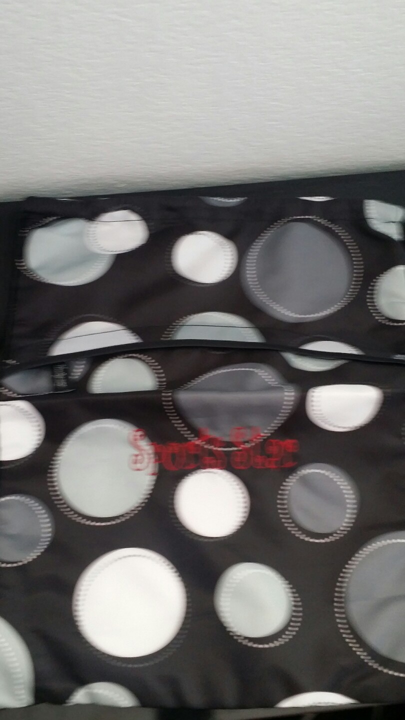 Thirty-One Cinch Sac Black Happy Dot Sports Star Thirty-One Gym Draw String Bag