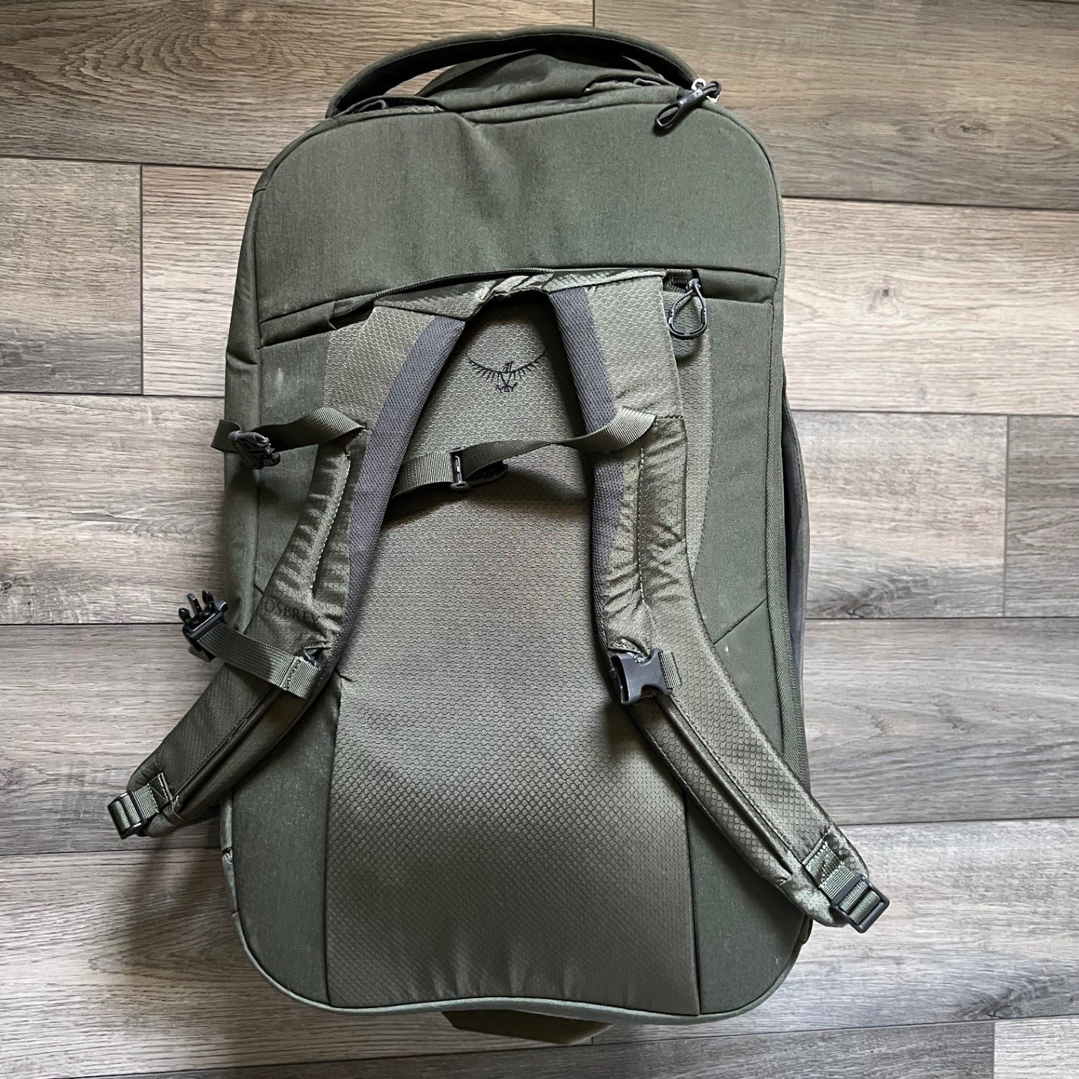 Osprey Sojourn Porter 65 Travel Backpack Duffel Convertible 65L Olive Green