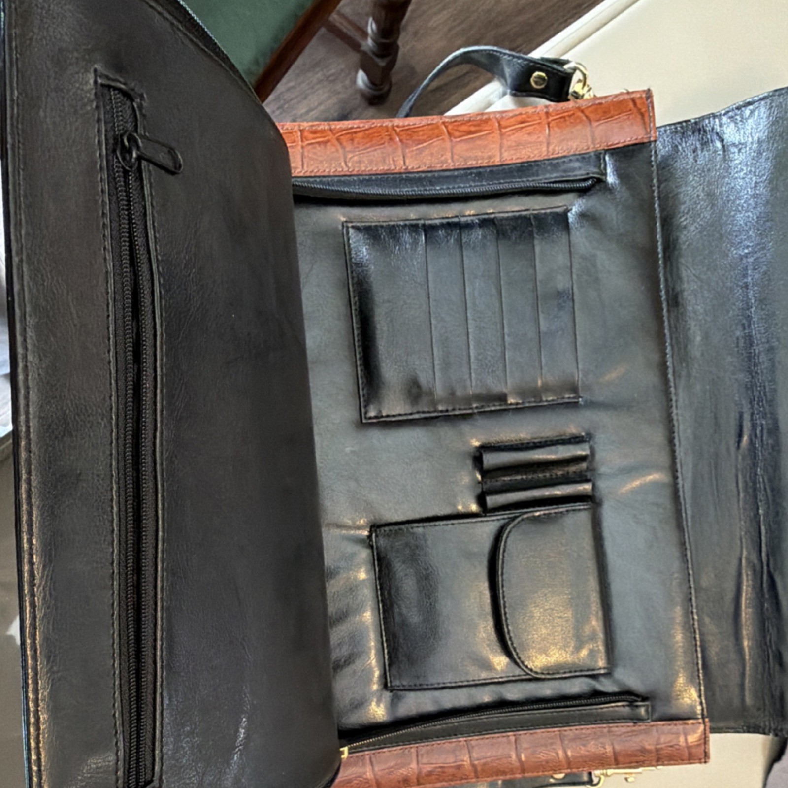 Kellerose Black Brown Briefcase Push Lock Shoulder Strap Inner Pockets