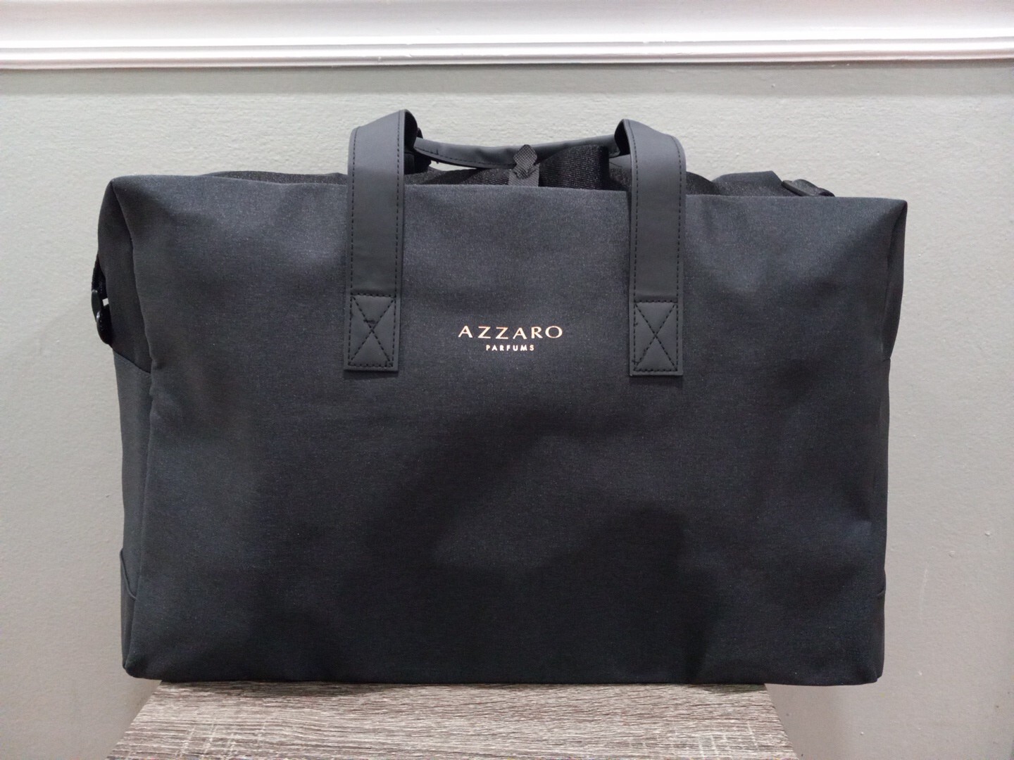 AZZARO MOST WANTED LIMITED EDITION SPORTS , TRAVEL , GYM , WEEKENDER BAG BLACK