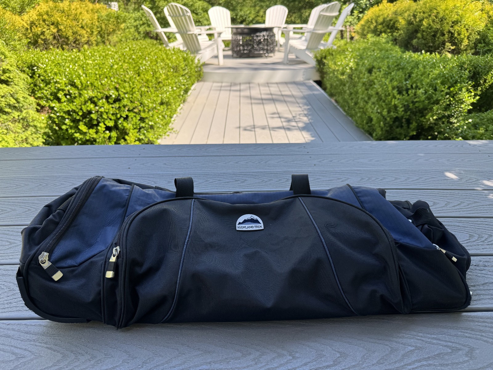 HIGHLAND TREK BLUE & BLACK 28″ ROLLING PULLMAN DUFFLE SHOULDER GYM BAG LUGGAGE