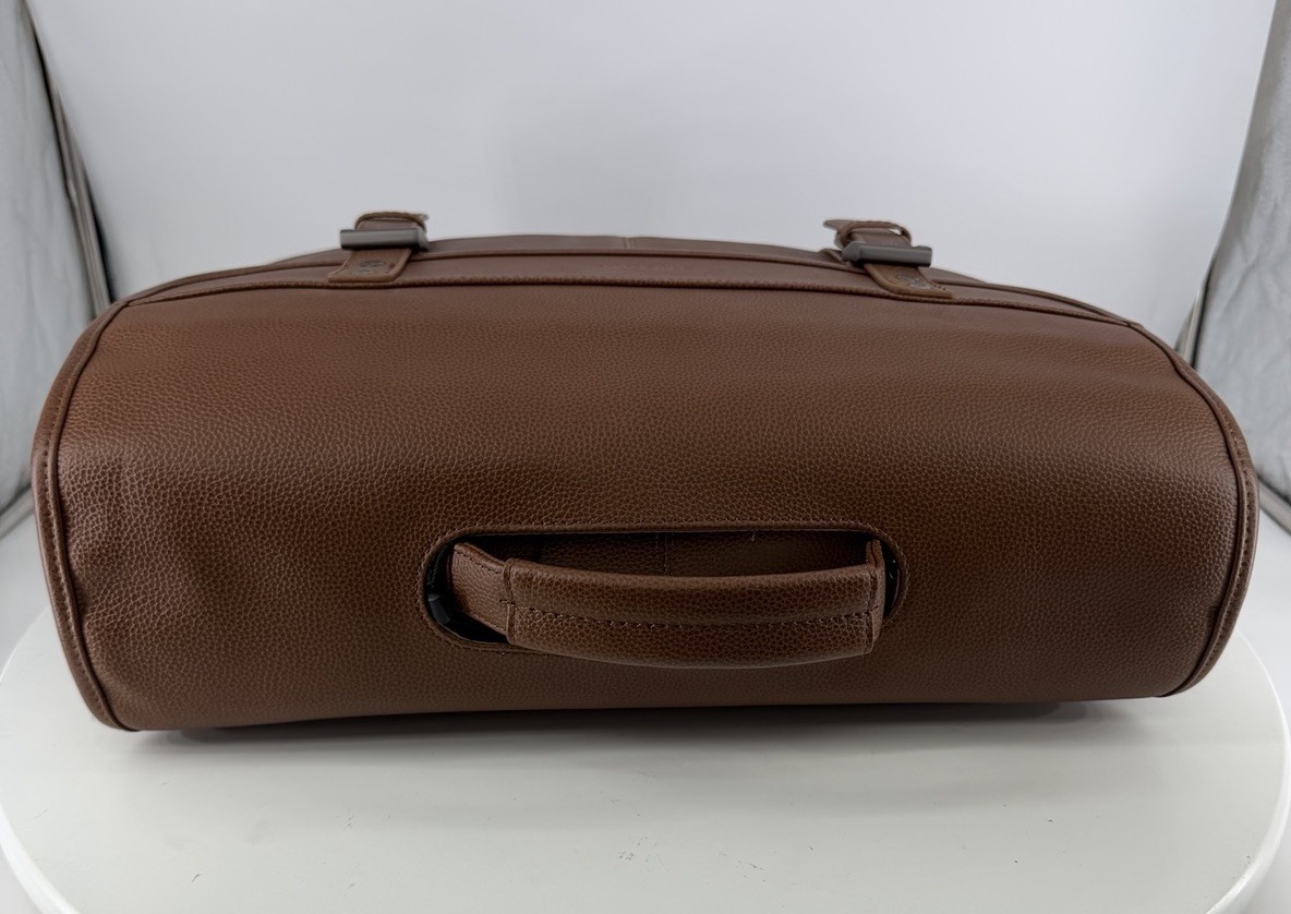 Samsonite Classic Leather Flapover Briefcase Messenger Bag Cognac, Light Use