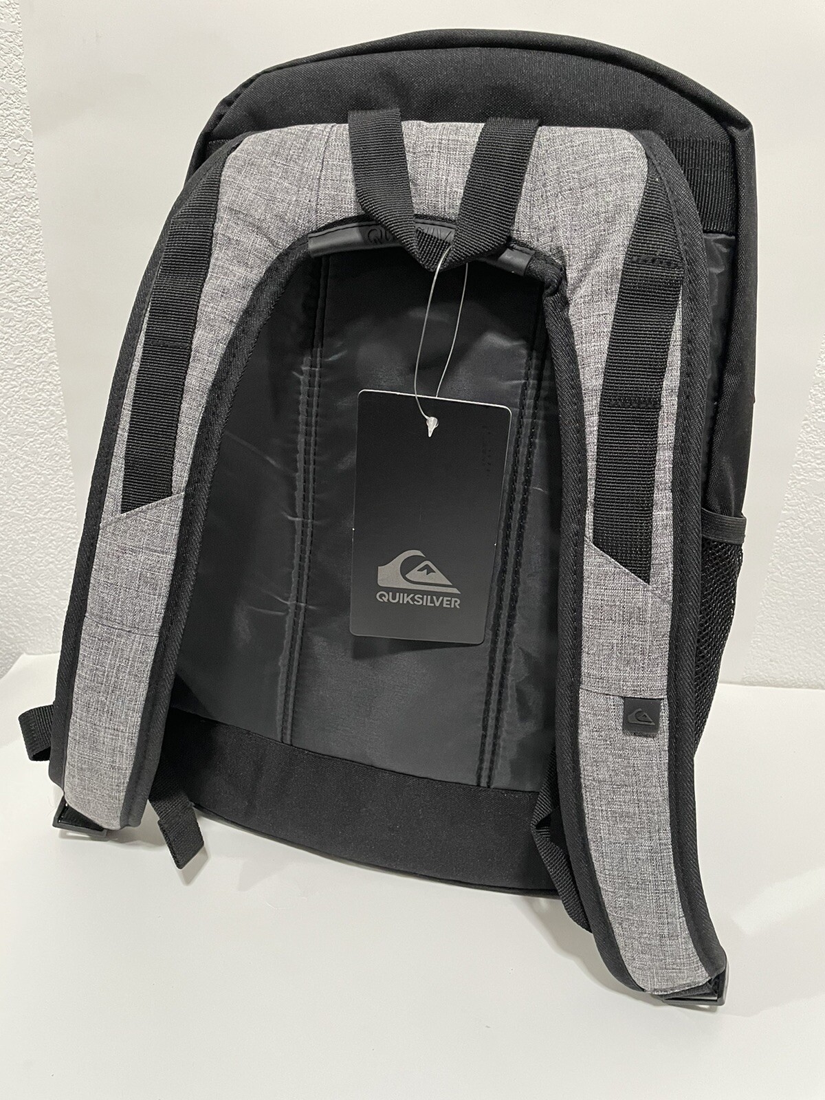 QuikSilver school backpack black grey style 7153040301