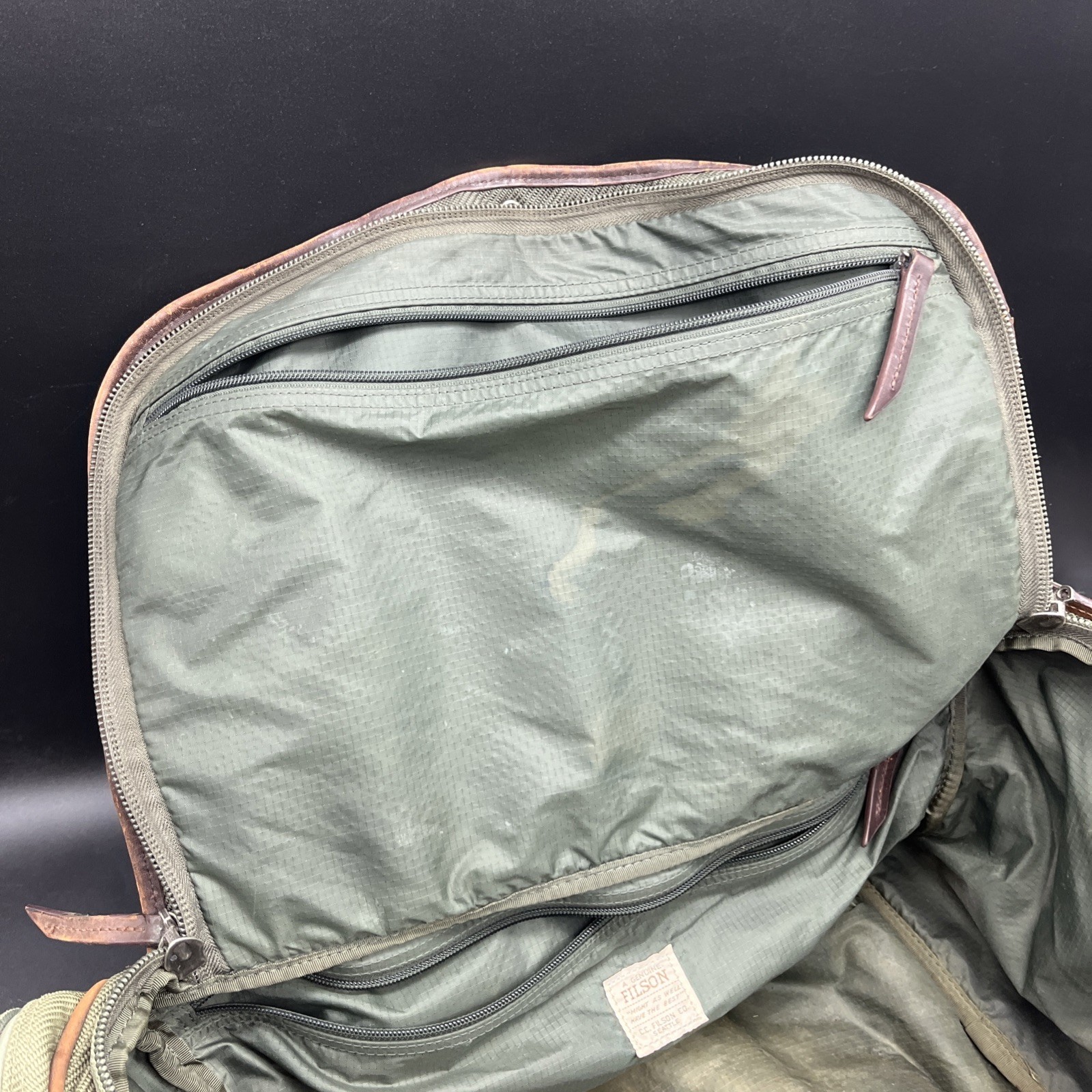 Filson Heritage Bag Passage Duffle Carry On Travel Rugged Green Floatplane