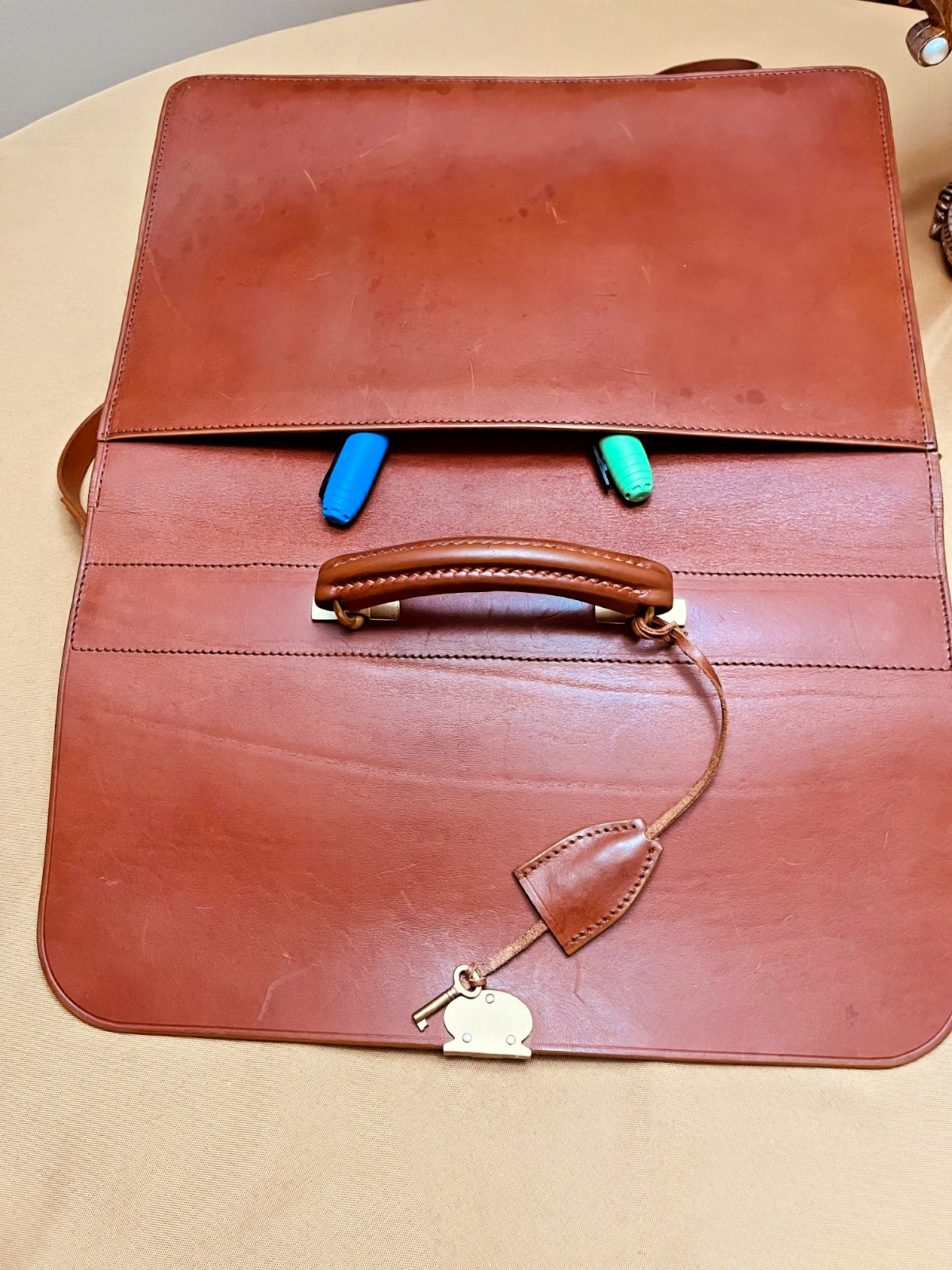 PICKETT of LONDON Thick Bridle Leather Briefcase / Messenger Bag – England