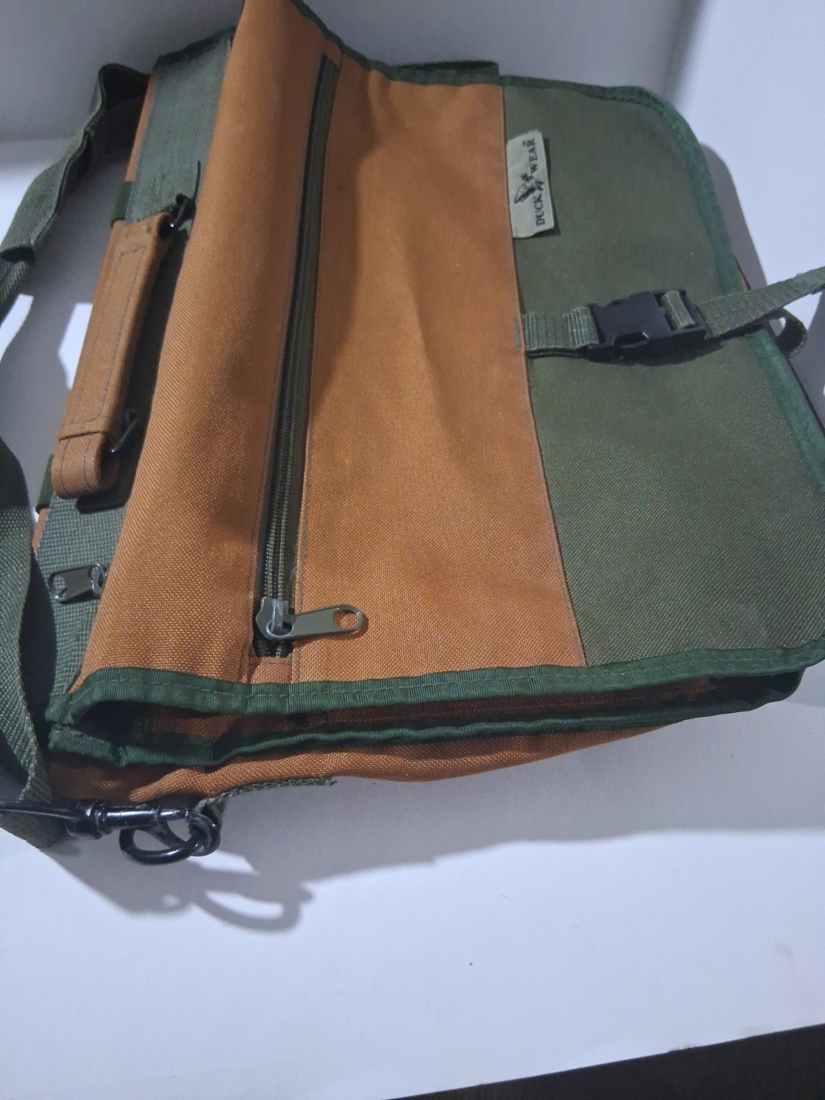 VTG Duck Wear Duck Canvas Contractor Laptop Messenger Crossbody Bag Brown Green