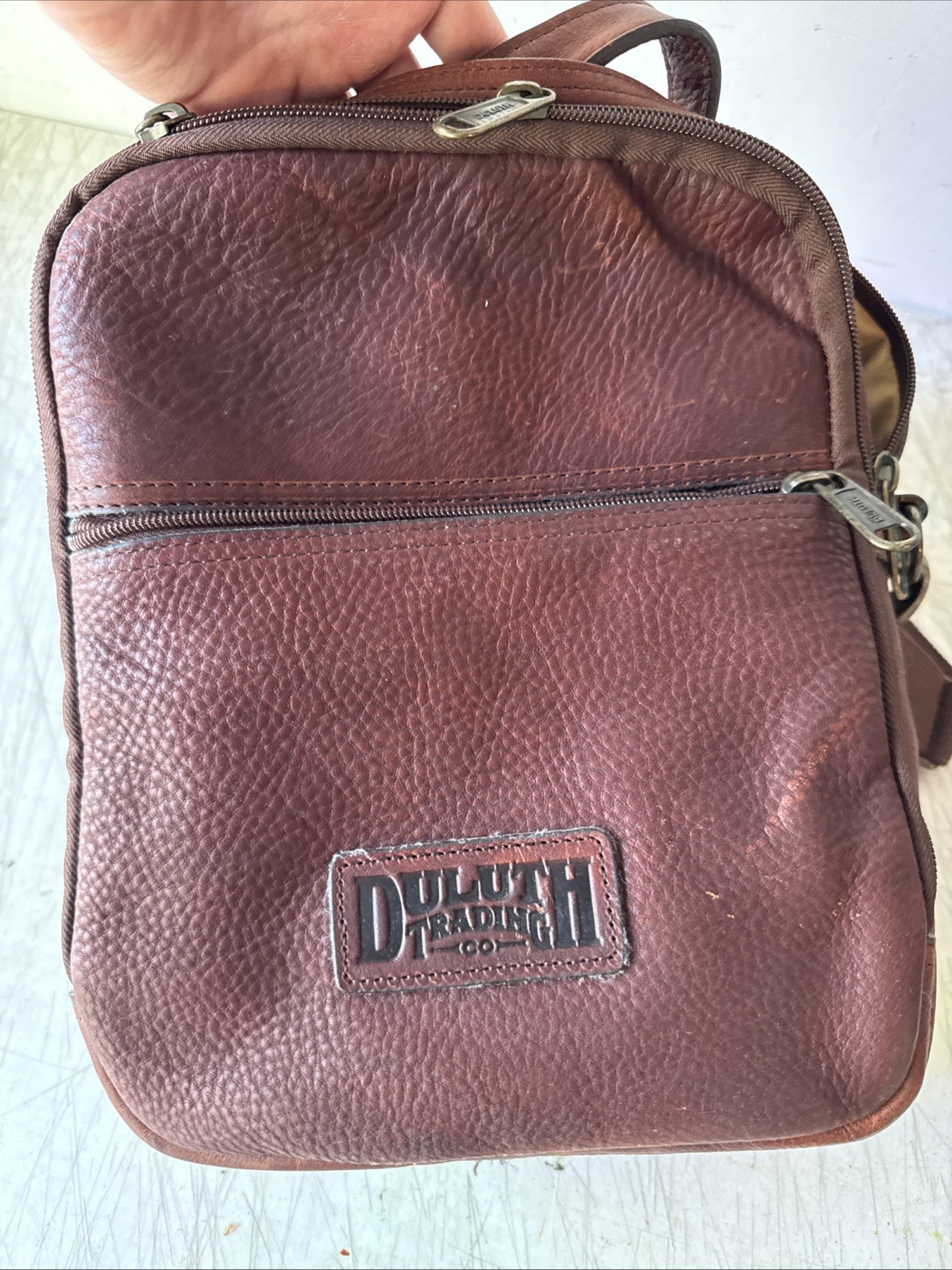 Duluth Trading Company Lifetime Leather Travel Bag Messenger Crossbody Brown