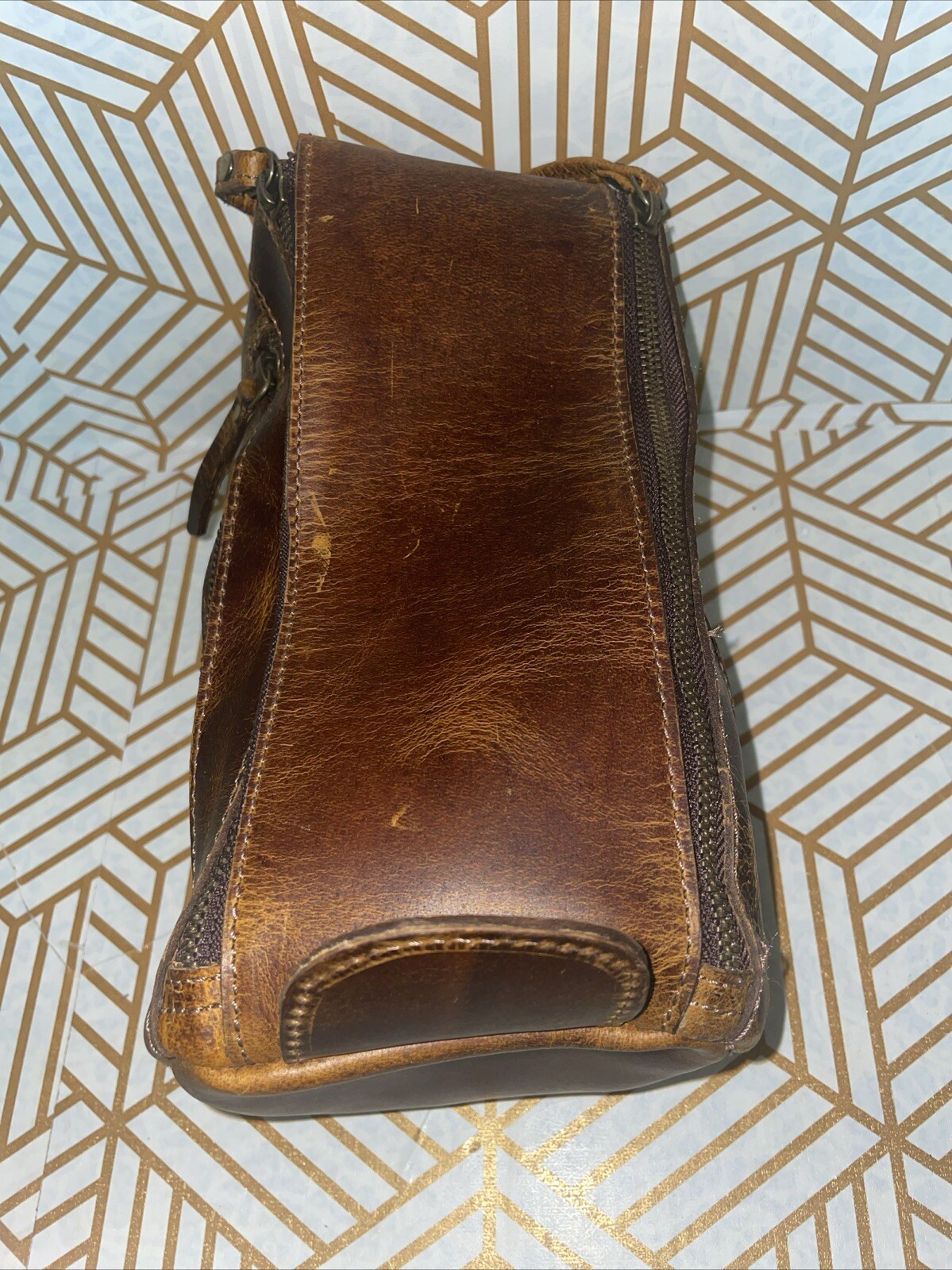 KomalC Oil Tanned Scuff Buffalo Leather Touletry Dopp Kit Brown