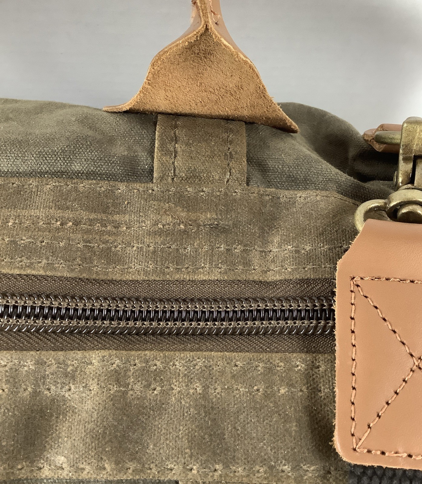 CB Station Waxed Canvas Duffle Bag Olive Green Leather Trim Travel 21”