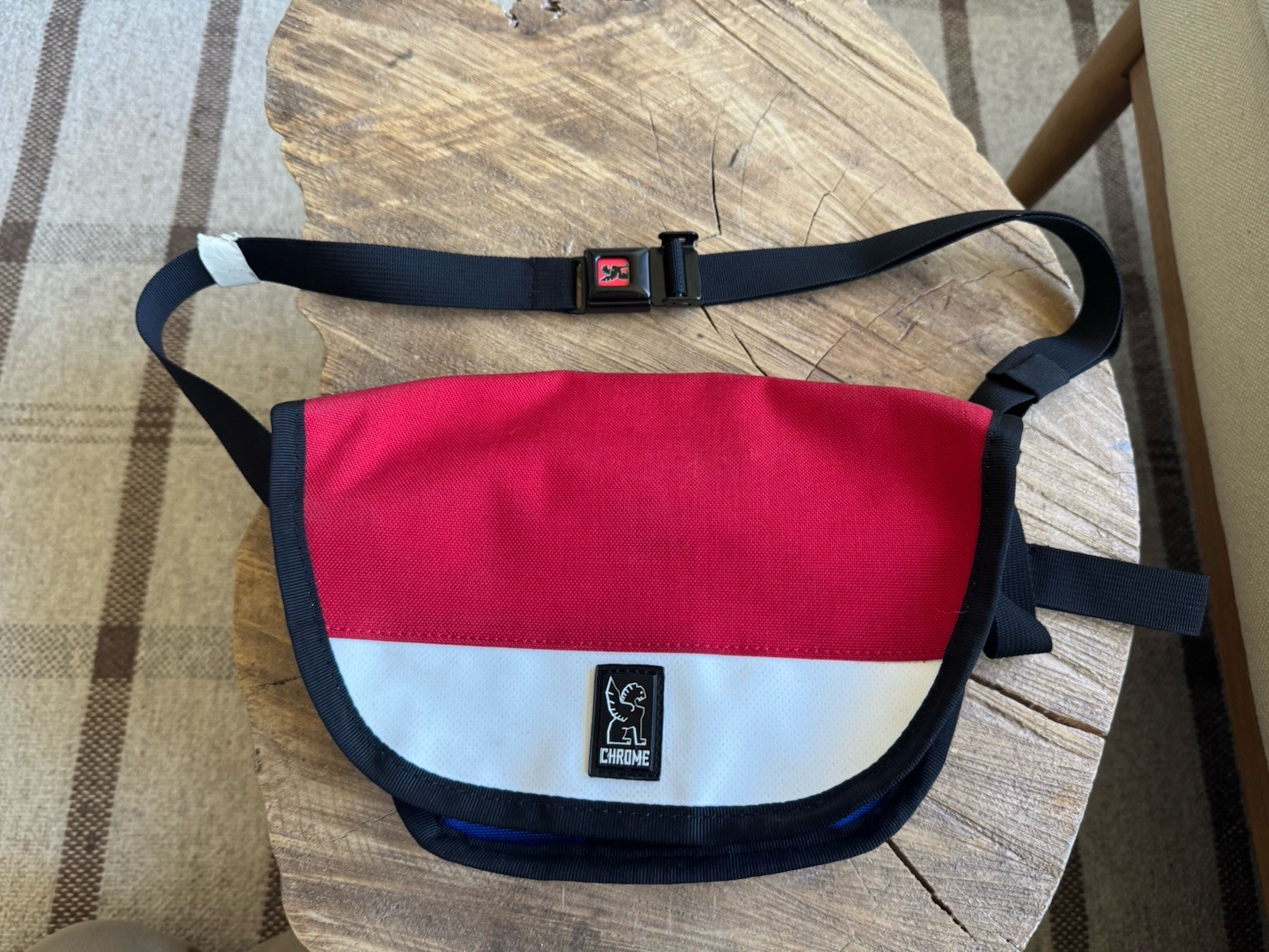 Chrome Industries Hip Sling Bag Red White Blue Nylon Coated Seat Belt Buckle