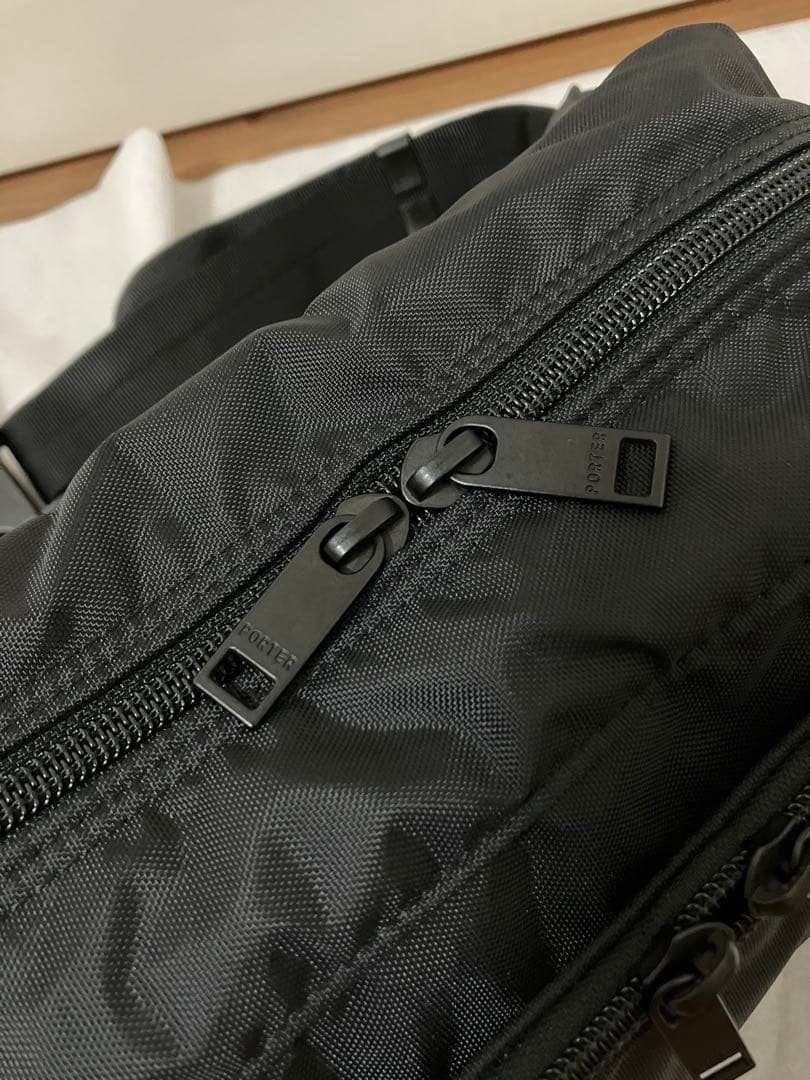Yoshida Kaban PORTER Flash Waist Bag 689-05951 Black Japan Unisex from Japan