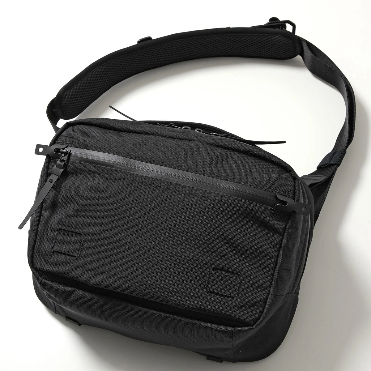 BLACK EMBER Grip Sling 9 EmberTex Shoulder Bag 110005 Men’s 9L Crossbody Bag