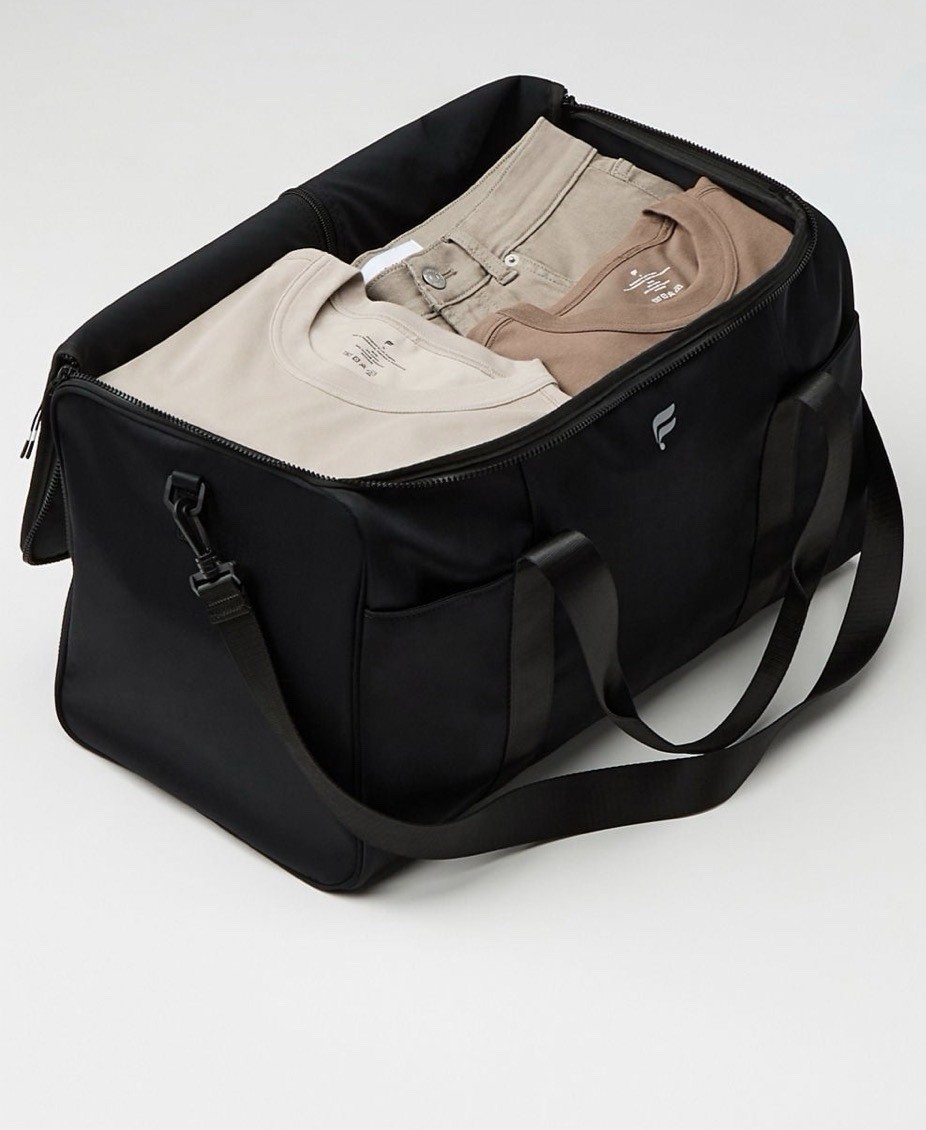 Fabletics Convertible Travel Bag in Black 34.5L 25cm x 48cm x 28cm