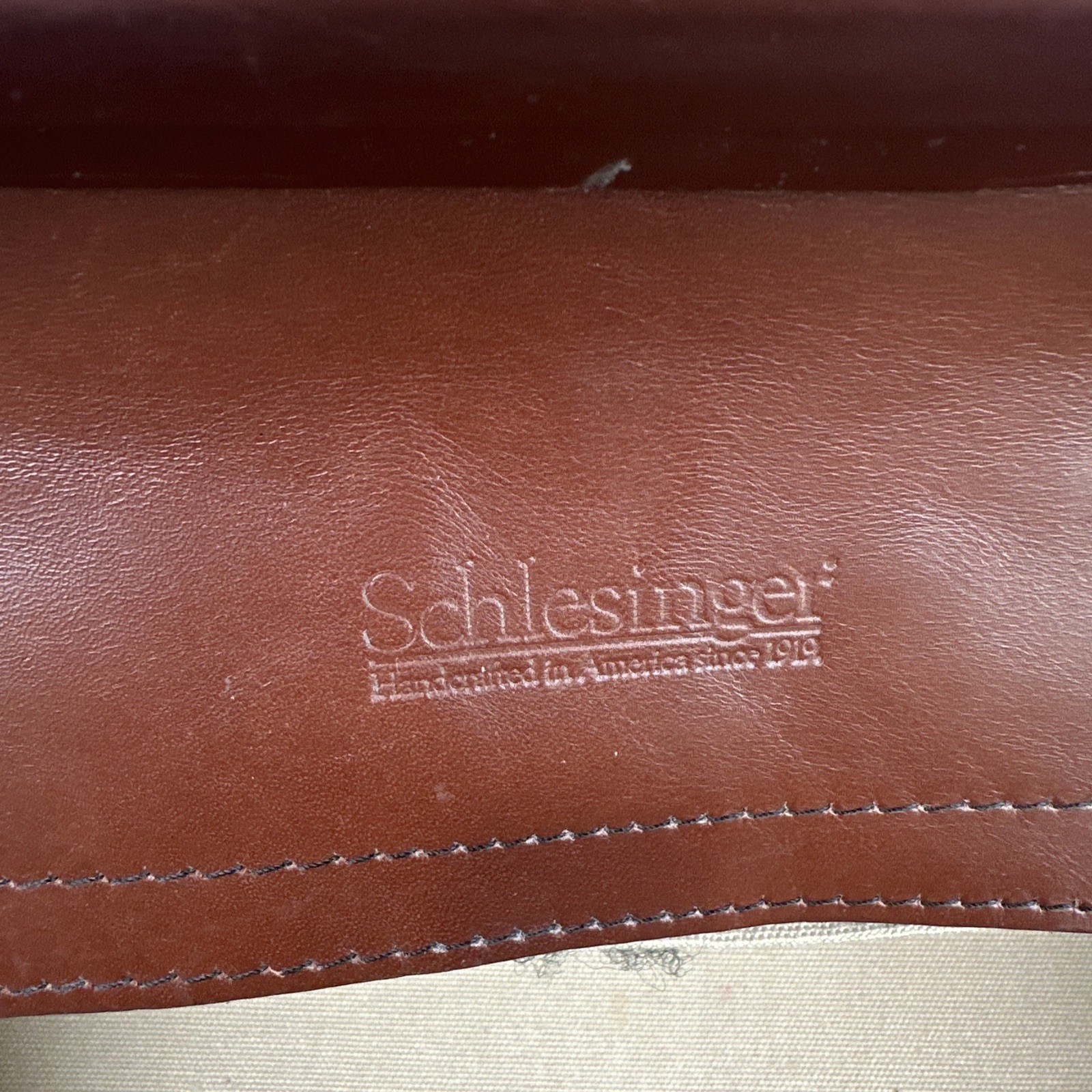 Vintage Schlesinger Cowhide Leather Physician Doctor Toiletry Bag ￼