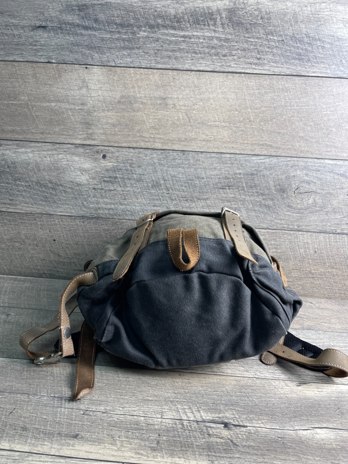 Superdry Mountain Scoutpack Bag Gray Adjustable Straps Traveling Hiking Camping