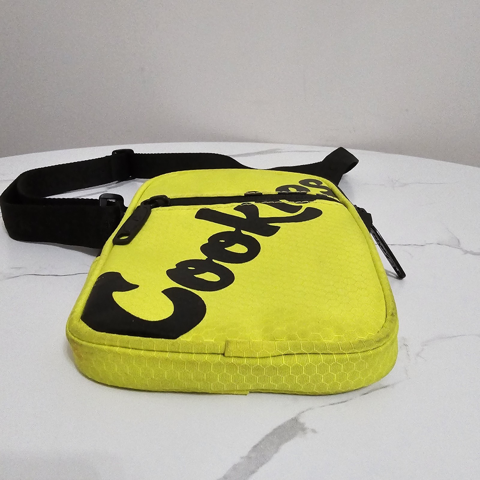 Cookies Original Logo Honeycomb Utility Bag