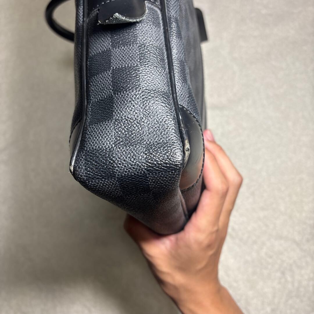 Louis Vuitton Damier Graphite Business Bag Canvas Black Name Tag Key Auth