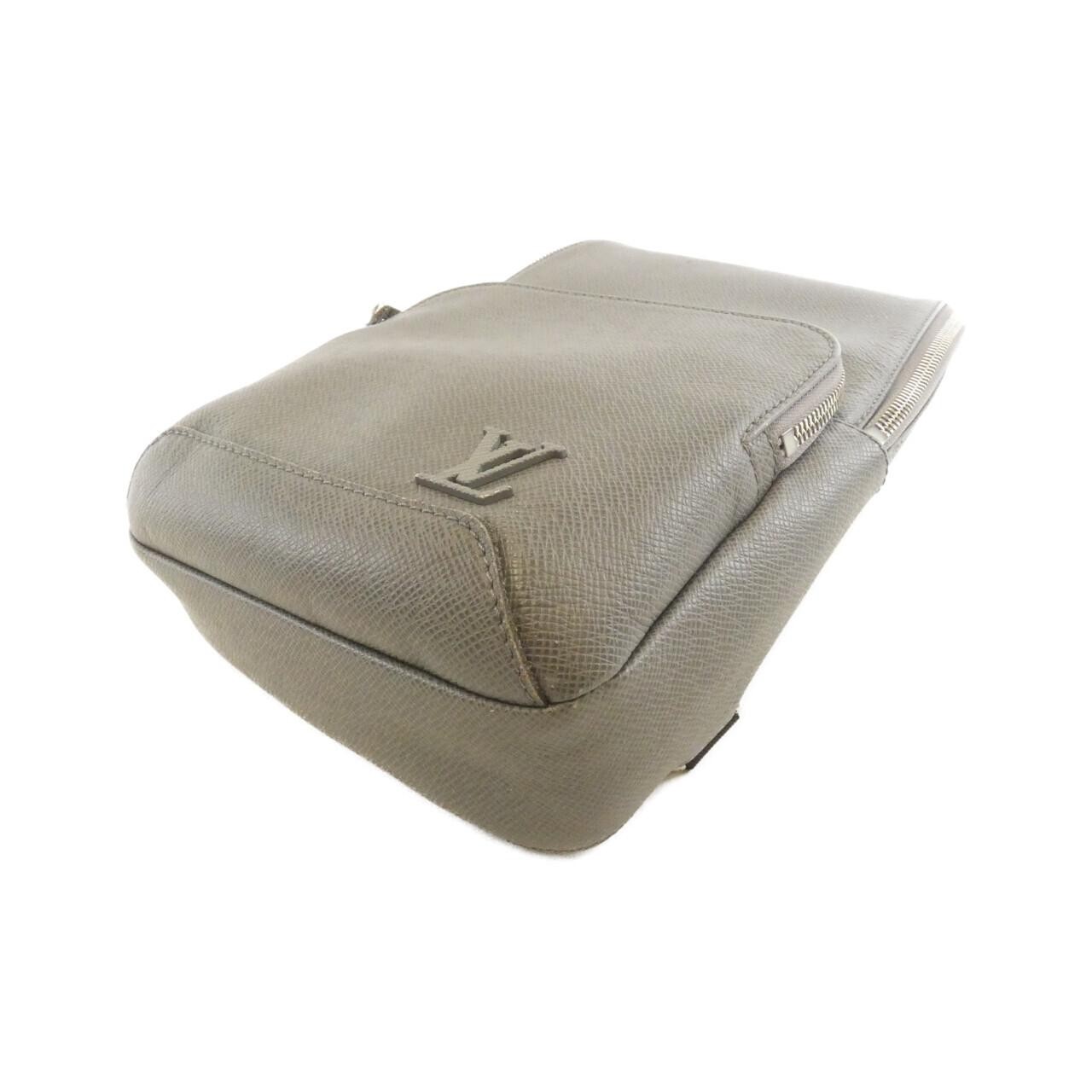 Authentic Louis Vuitton Taiga Avenue Sling Bag M30801 #230-000-356-7035